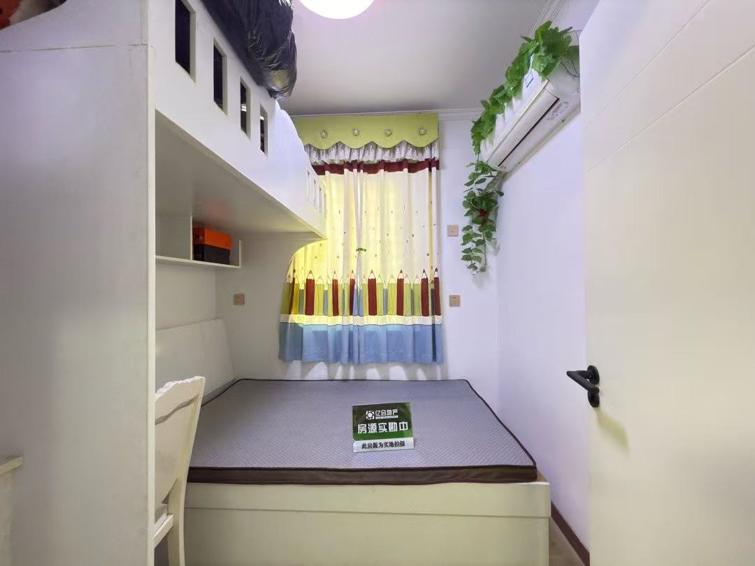 一中正对面，翰林公馆，温馨3房2厅，成色新，好楼层，证满二