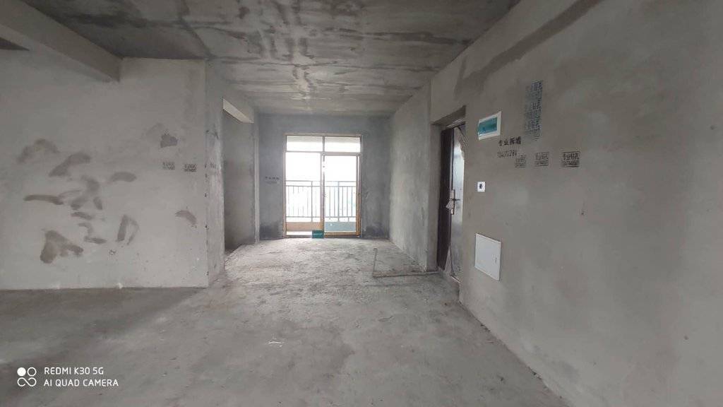 领秀城 城南新楼盘 边户 双阳台 采光视野超好  小区人车分流 绿化好