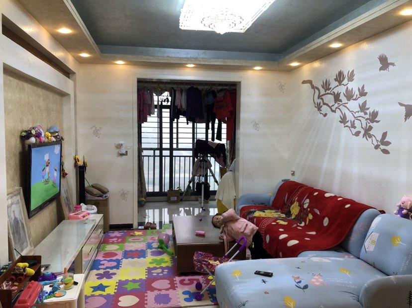 元泰未来城89平精装修娃读书方便的很