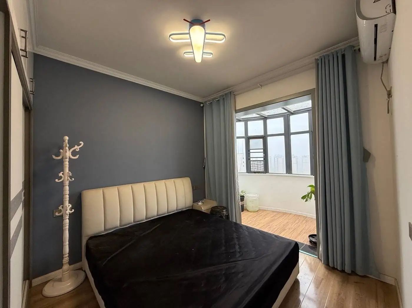 降价了，御台公馆，复式，精装七室+阳光房/露台，捡漏，单价3字头，诚心出售