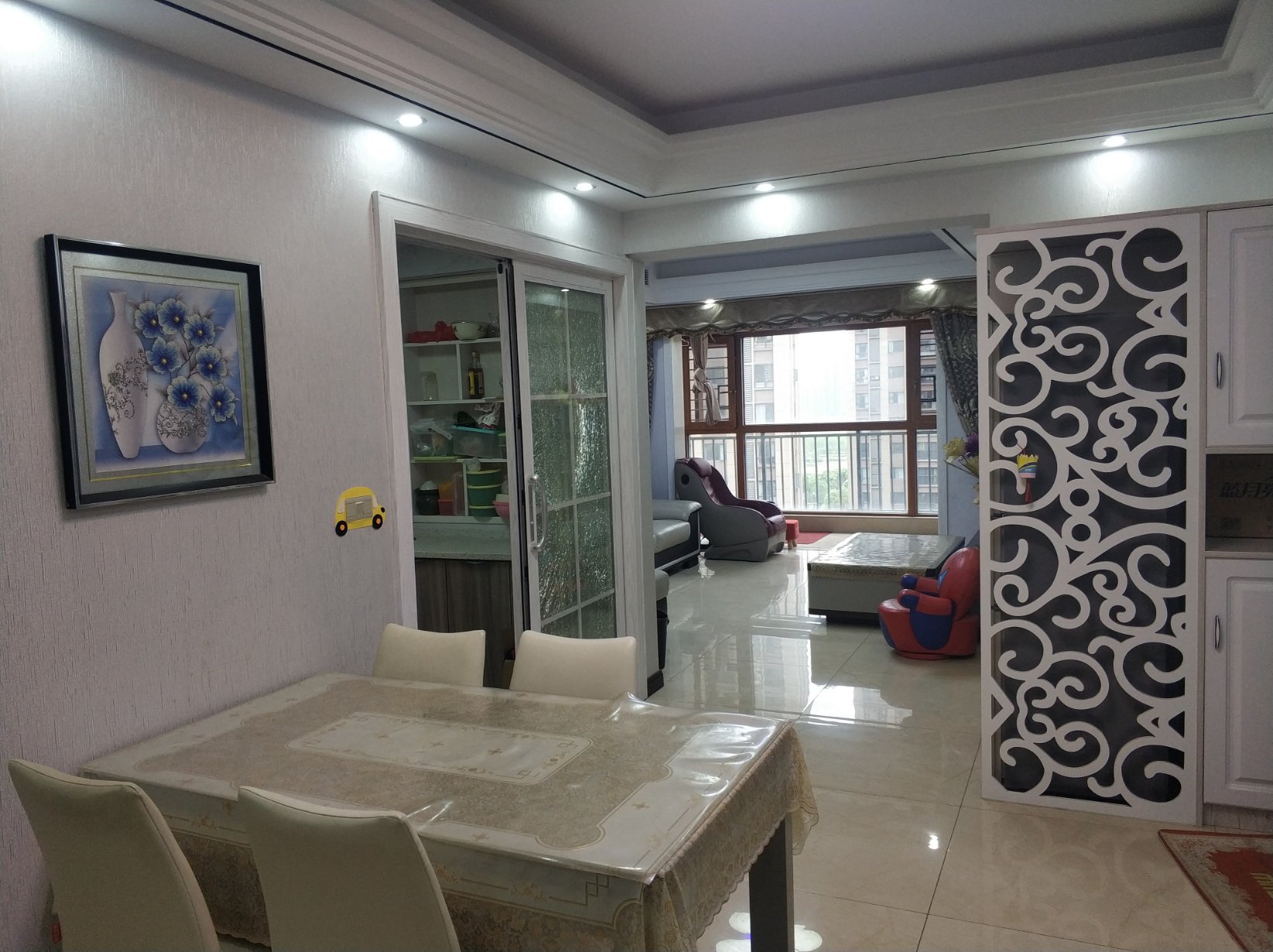 元泰未来城湖景房，三房两厅两卫全屋中央空调定制装修好