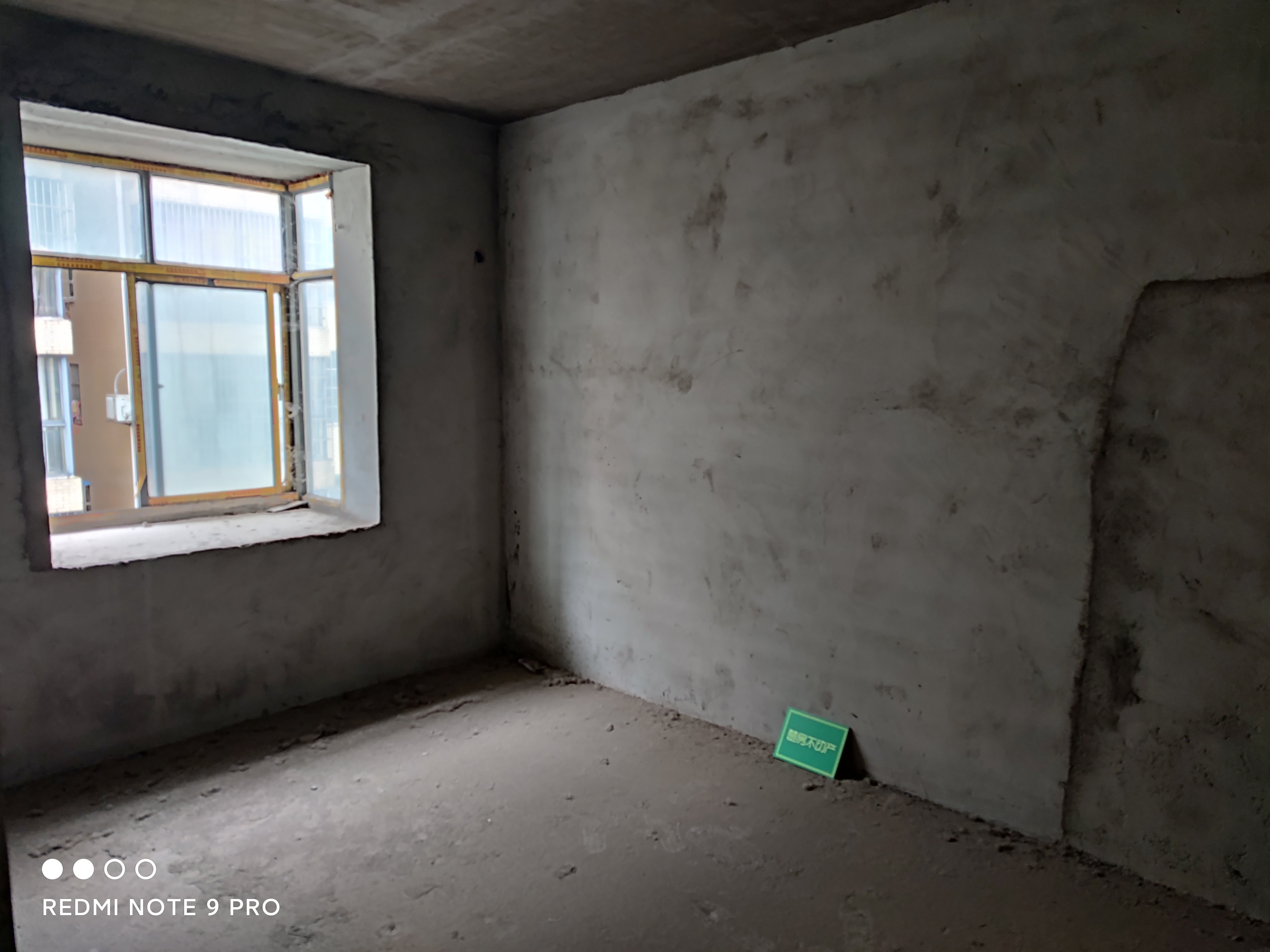 襄河旁临江雅苑毛坯两房南北通透户型小区绿化环境好宜居价格便宜