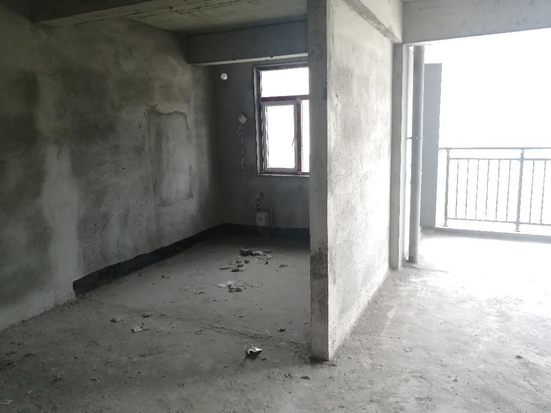 城南花园小区天诚缘，三房两厅户型方正楼层好，房东靠谱！看房方便!