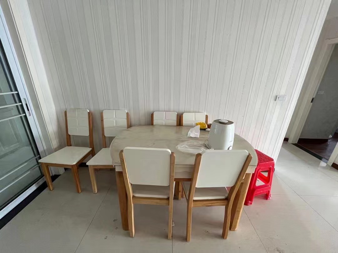 尹台公馆红星美凯龙旁精装两房中间楼层出租