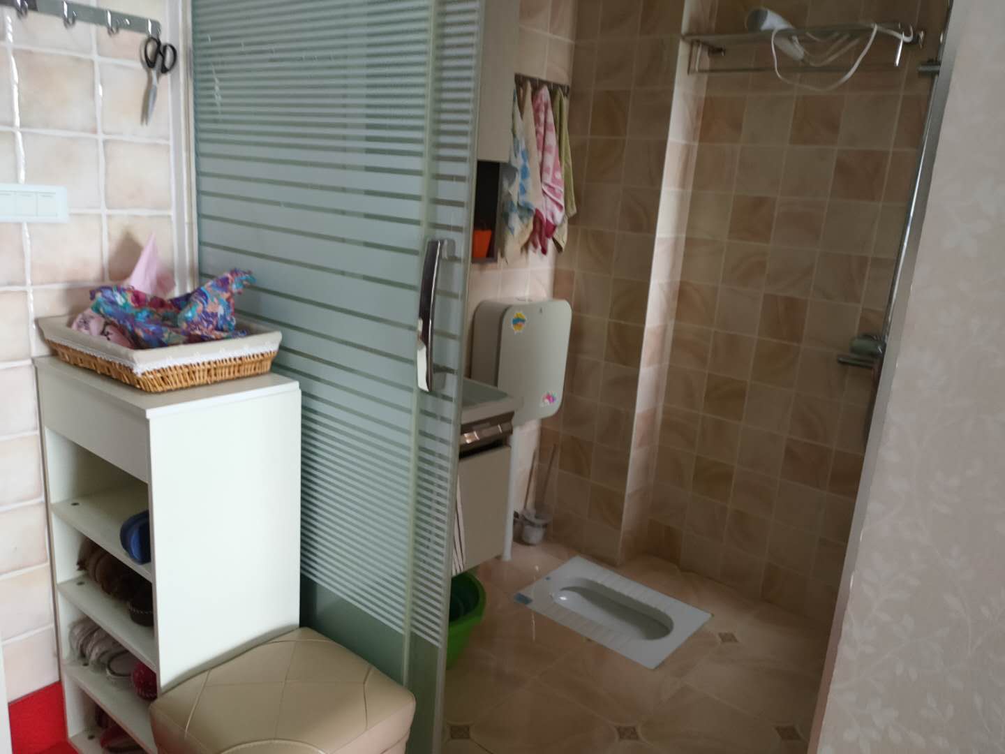 一中对面漫城林语精装一室一厅适合上班族和单身 满两年税少