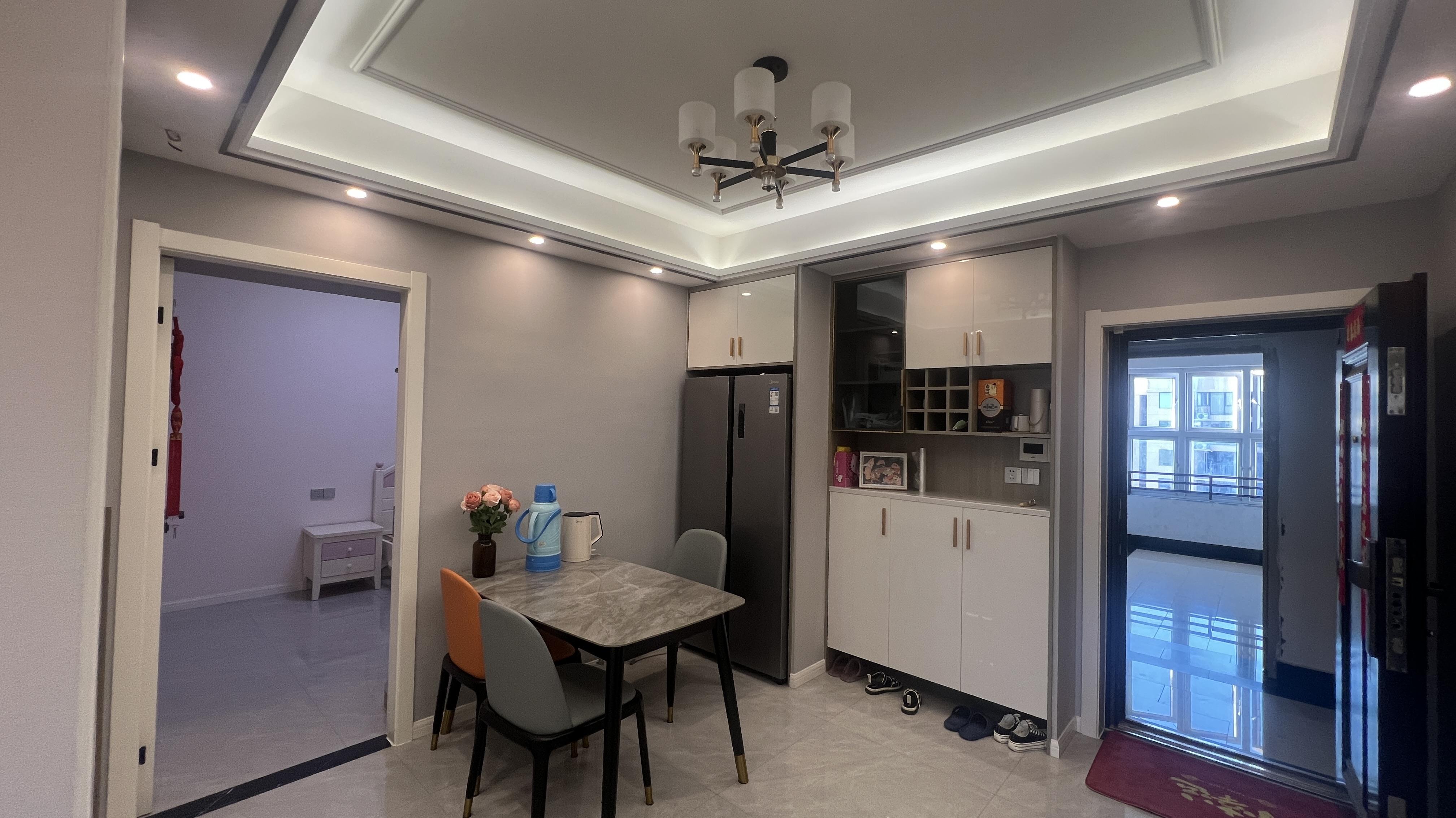 仙桃满庭春3室2厅 全新精装修 保养完好 优价诚心出售！