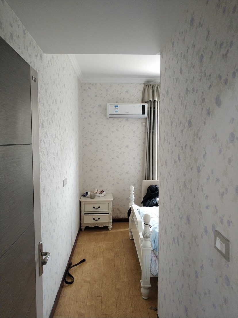 公园世家小高层4房，送超大露台，看房约