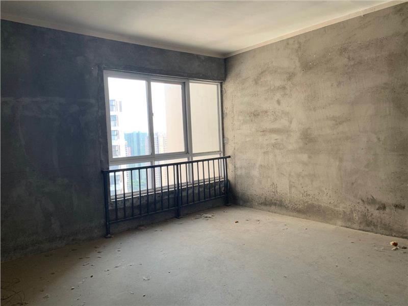 城西鸿昇现代城144平大四房送超大入户花园证满两年过户费低