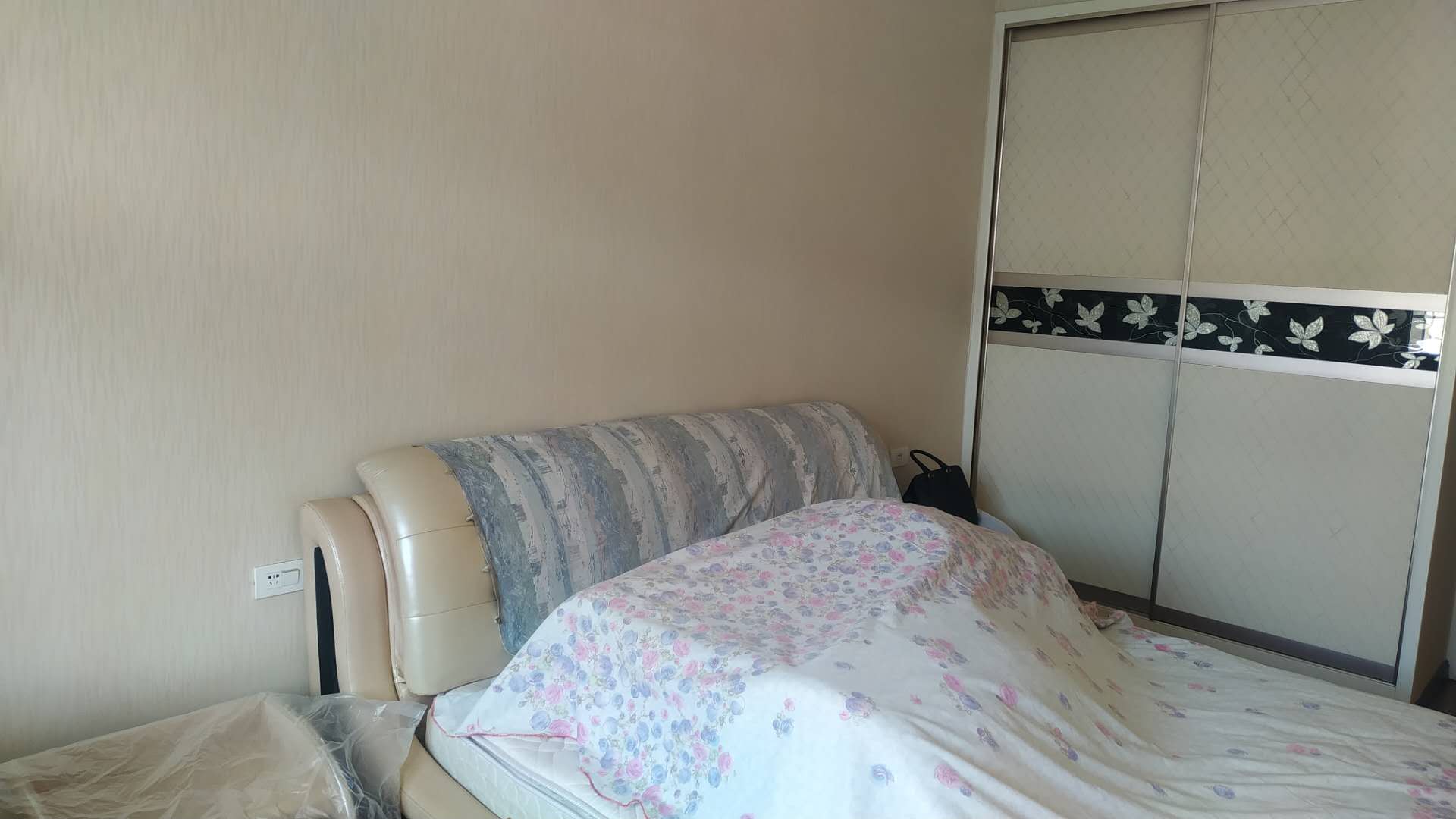 永兴小区117平48万3室2厅满二居家自住保养好