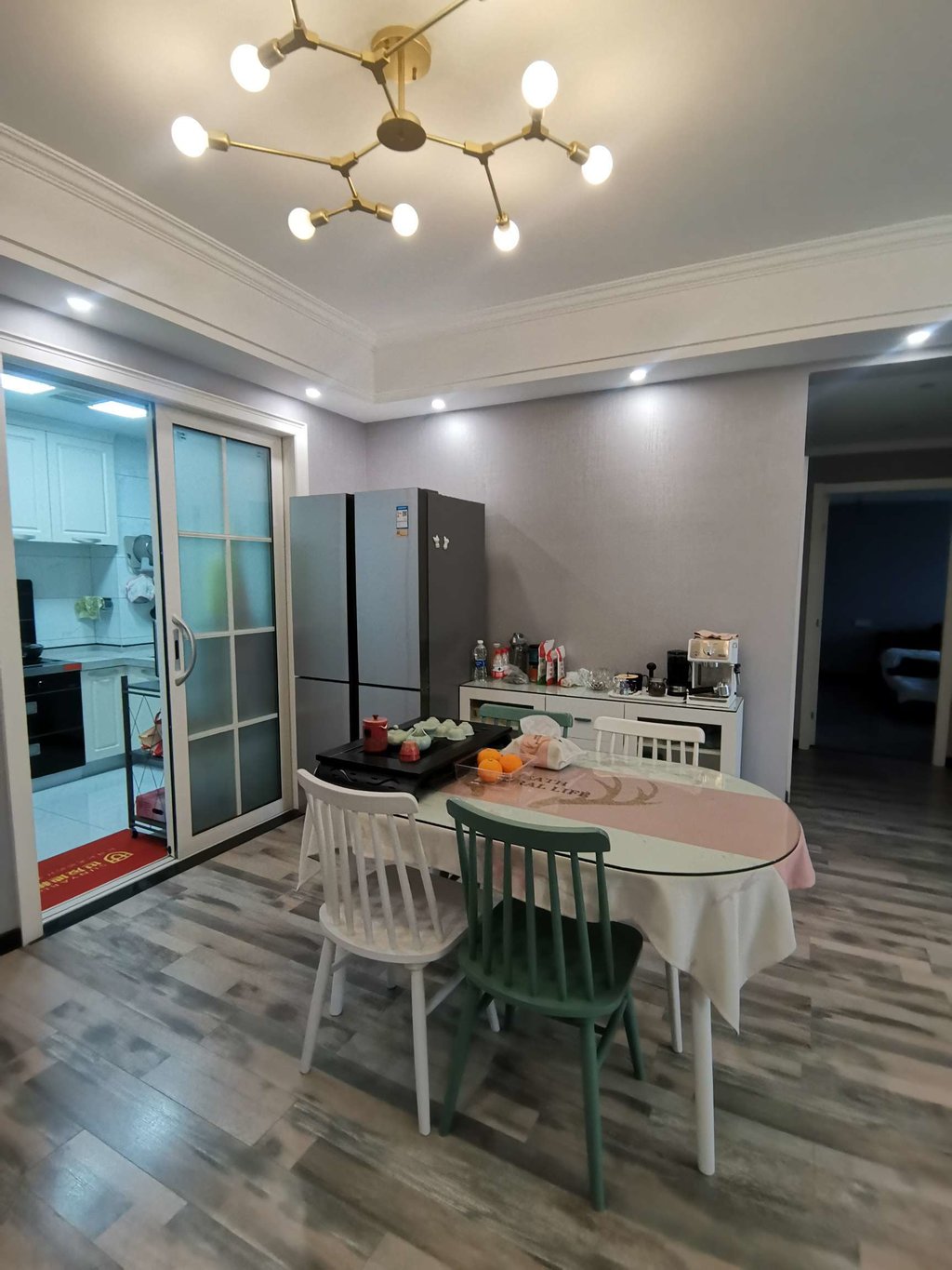 沔阳公馆，小高层好楼层，精装九成新，拎包入住