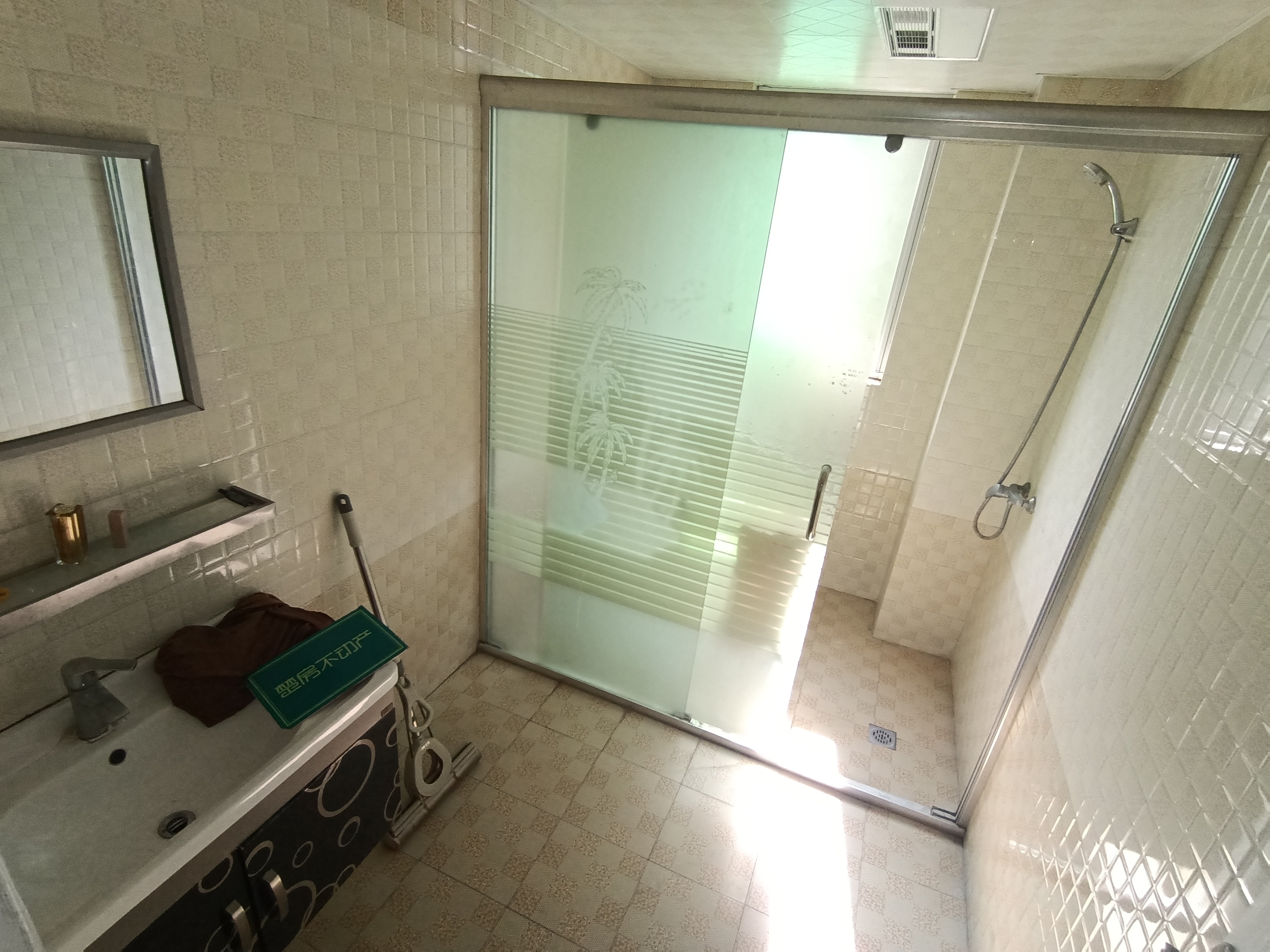 一中花园有证的大平层步梯好楼层可按揭