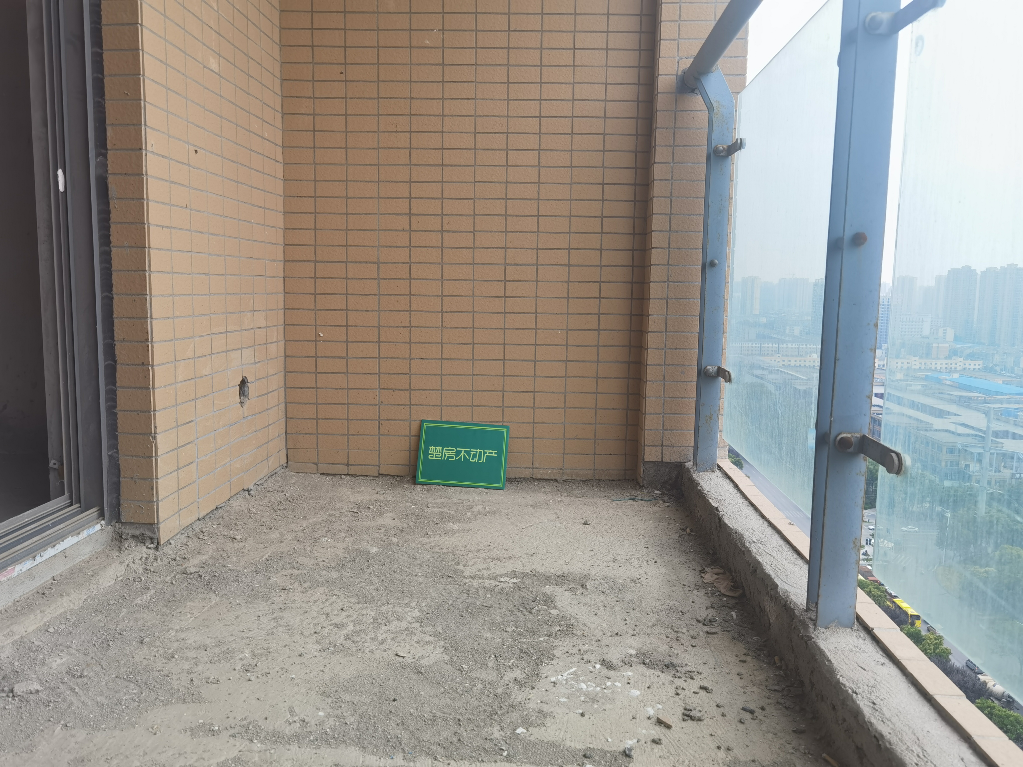 紫润尚城毛坯大两房采光视野到位看房方便