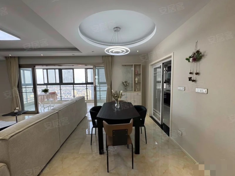 捡漏，城南，福星城，精装三房两卫，家具家电全送，证满二，房东急卖，看中可谈