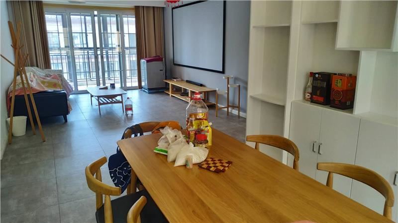 城南稀有楼盘沔阳公馆，76万，134平，3房2卫，有证可按揭