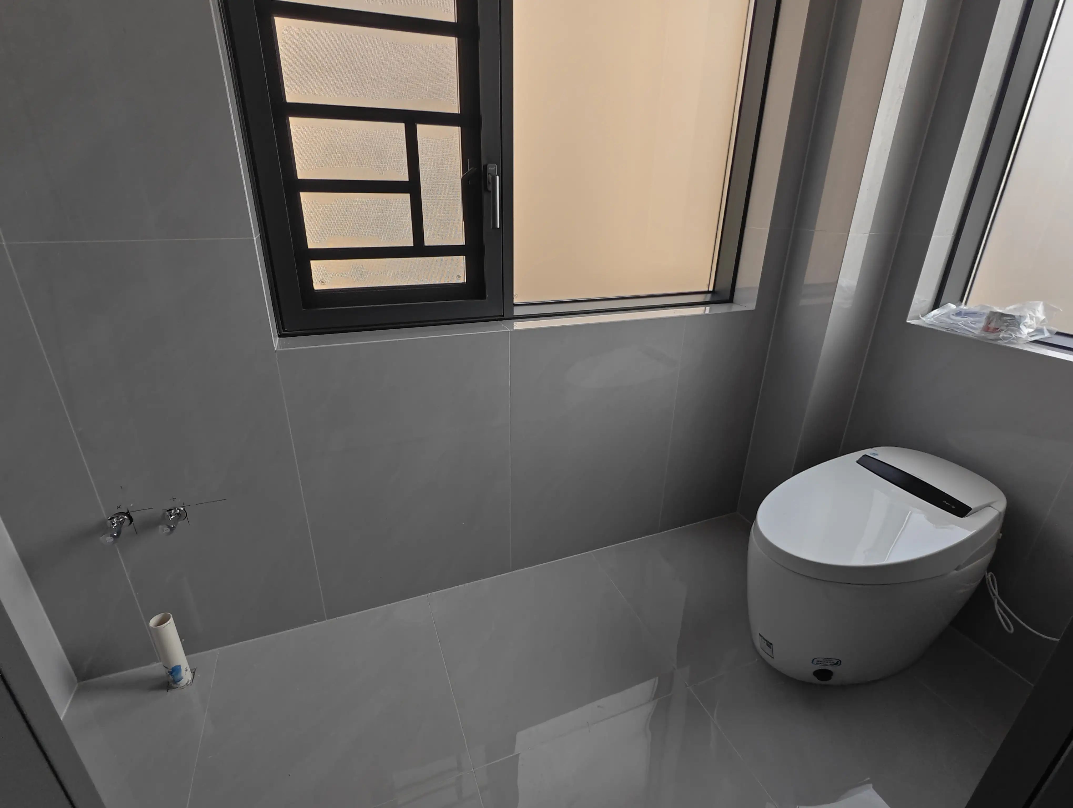 捡漏，御台公馆，电梯小高层10楼，精装两房，证满二