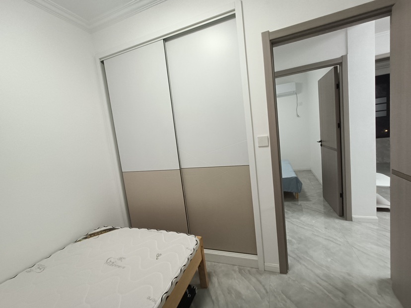 仙桃职院旁，天泽园精装两房，家电家具齐全，拎包入住