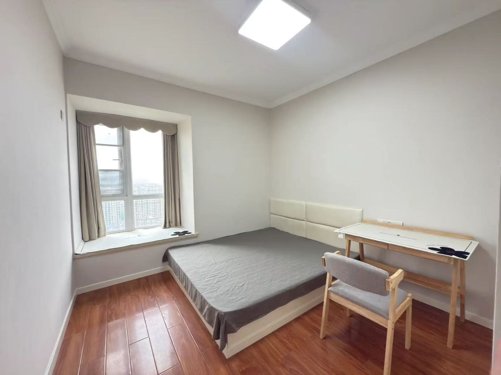 降价了，城南，森林国际城，边户，精装三房，单价5200，好楼层，下楼新二中二小