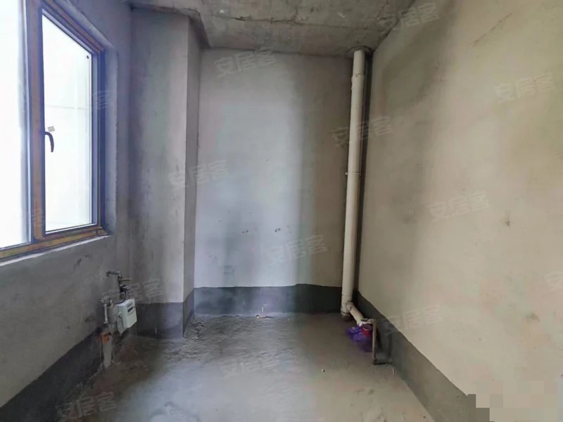 407，亏血本，捡漏，城南，毛坯三房，视野采光好，手慢无，