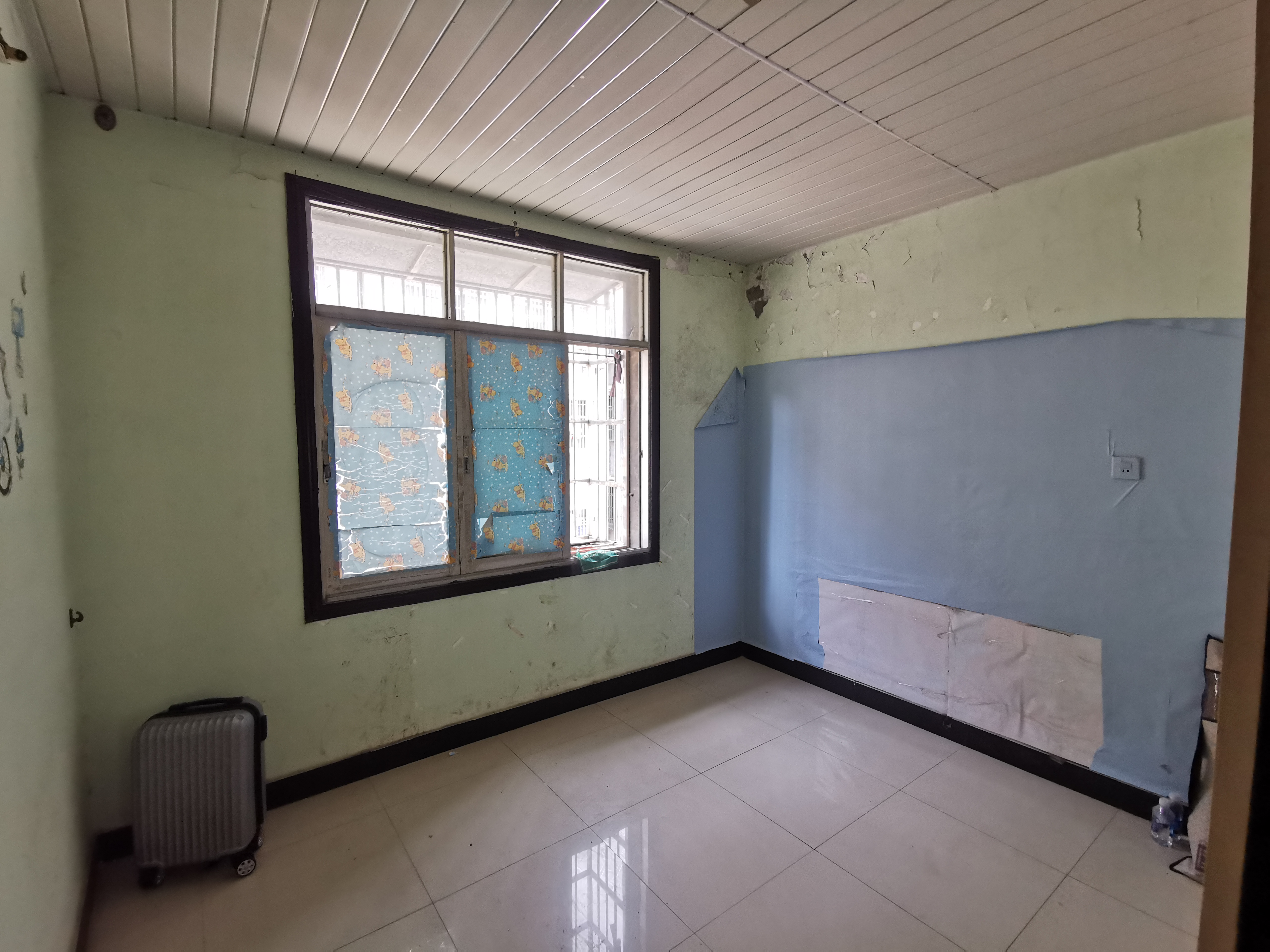 大洪小区锦瑞路私房出售地段非常好好停车实验二小老三中周边配套成熟 看房