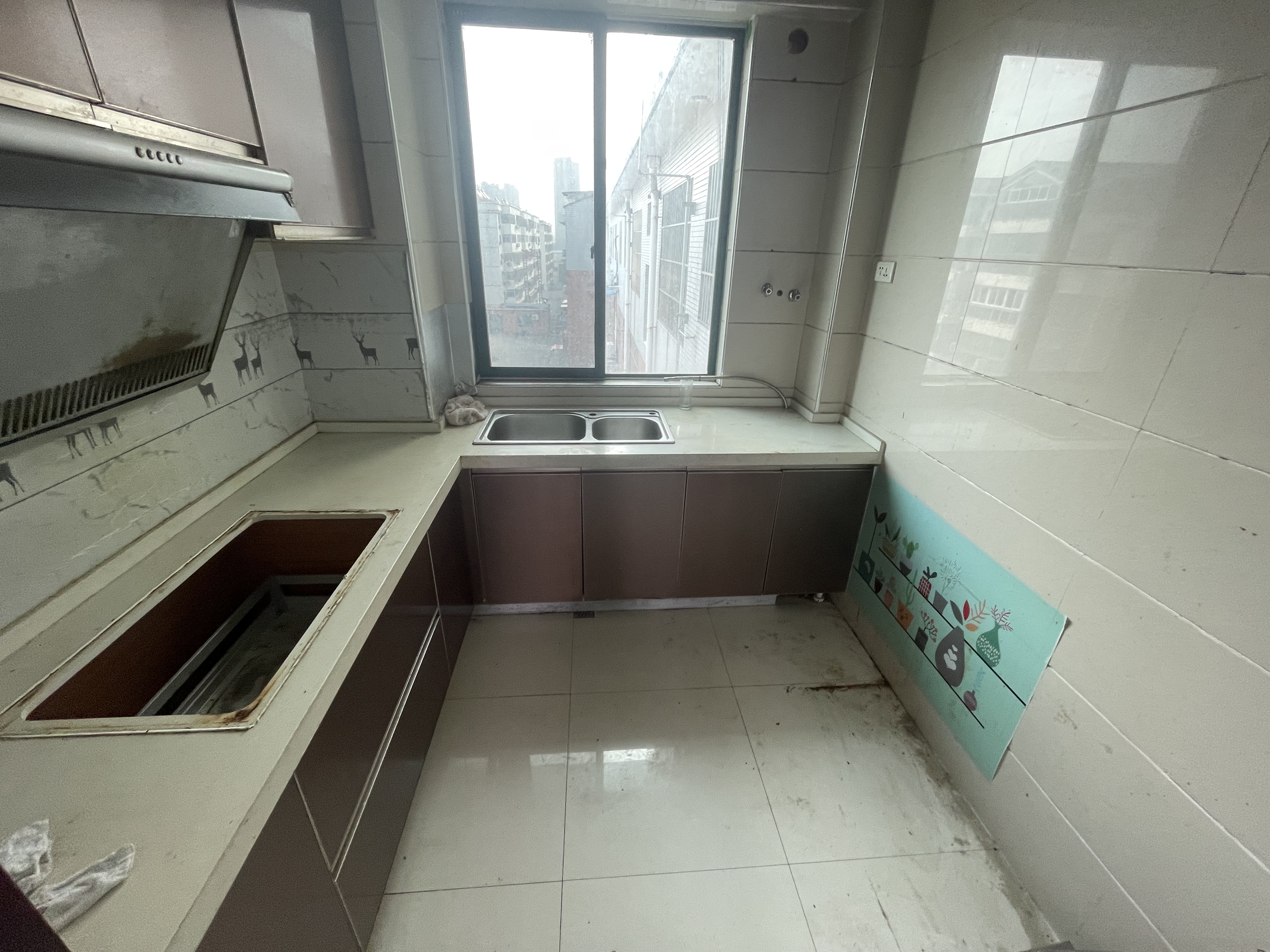 青青家园经典小区复式楼带大露台老证看房钥匙