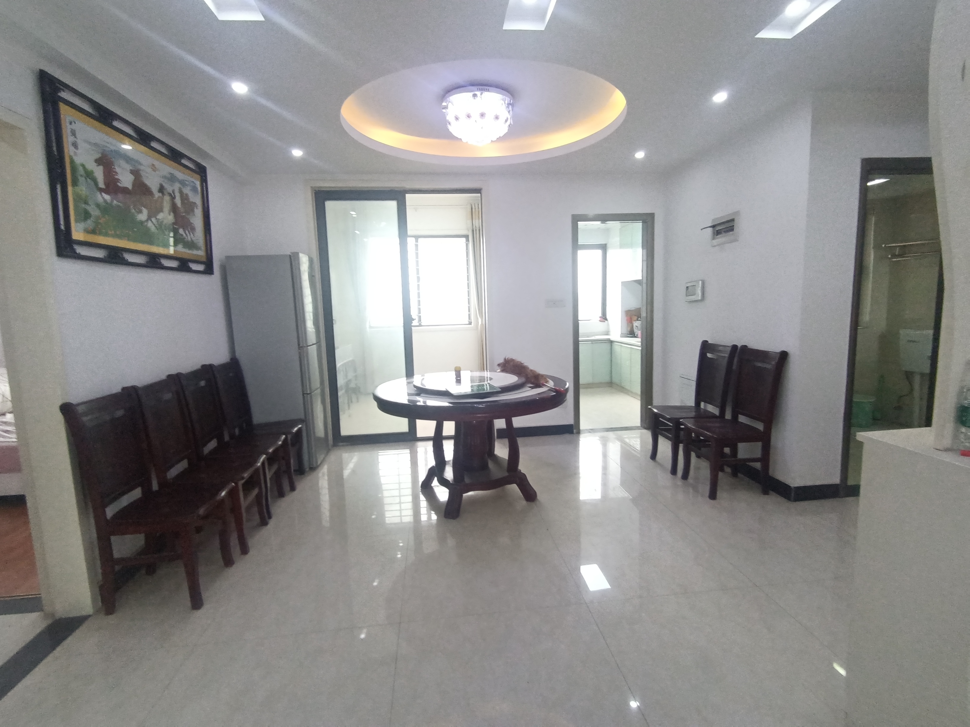 御台公馆精装婚房基本上没住过老证过户费低房东诚意出售