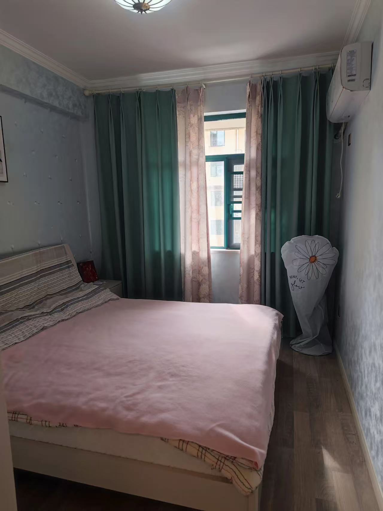 城南，新城壹号五期，精装三房，南北通透，好楼层，证满二