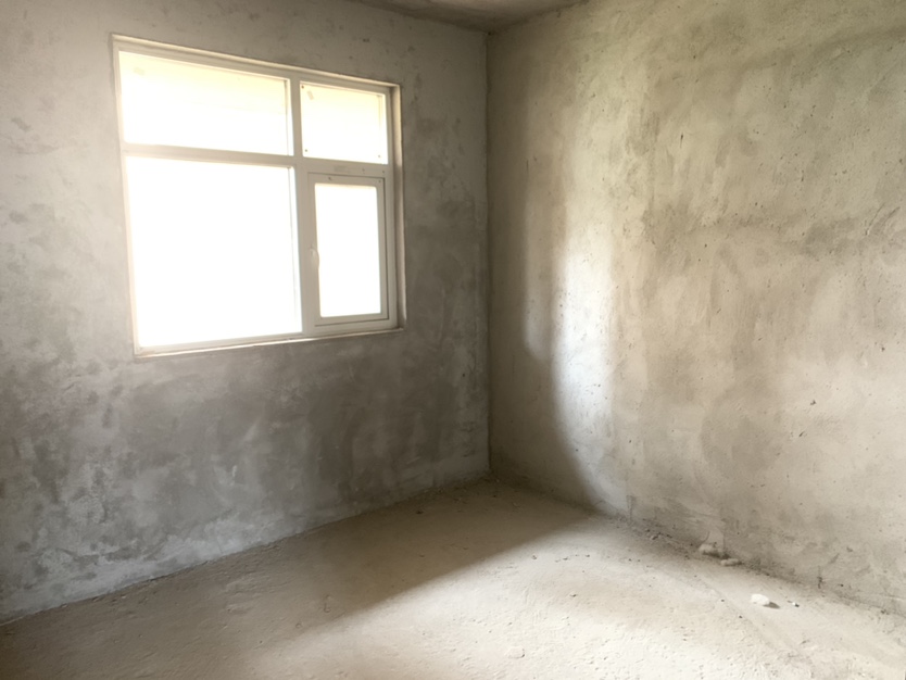 城南沔阳清华园，新二中旁，环境优美