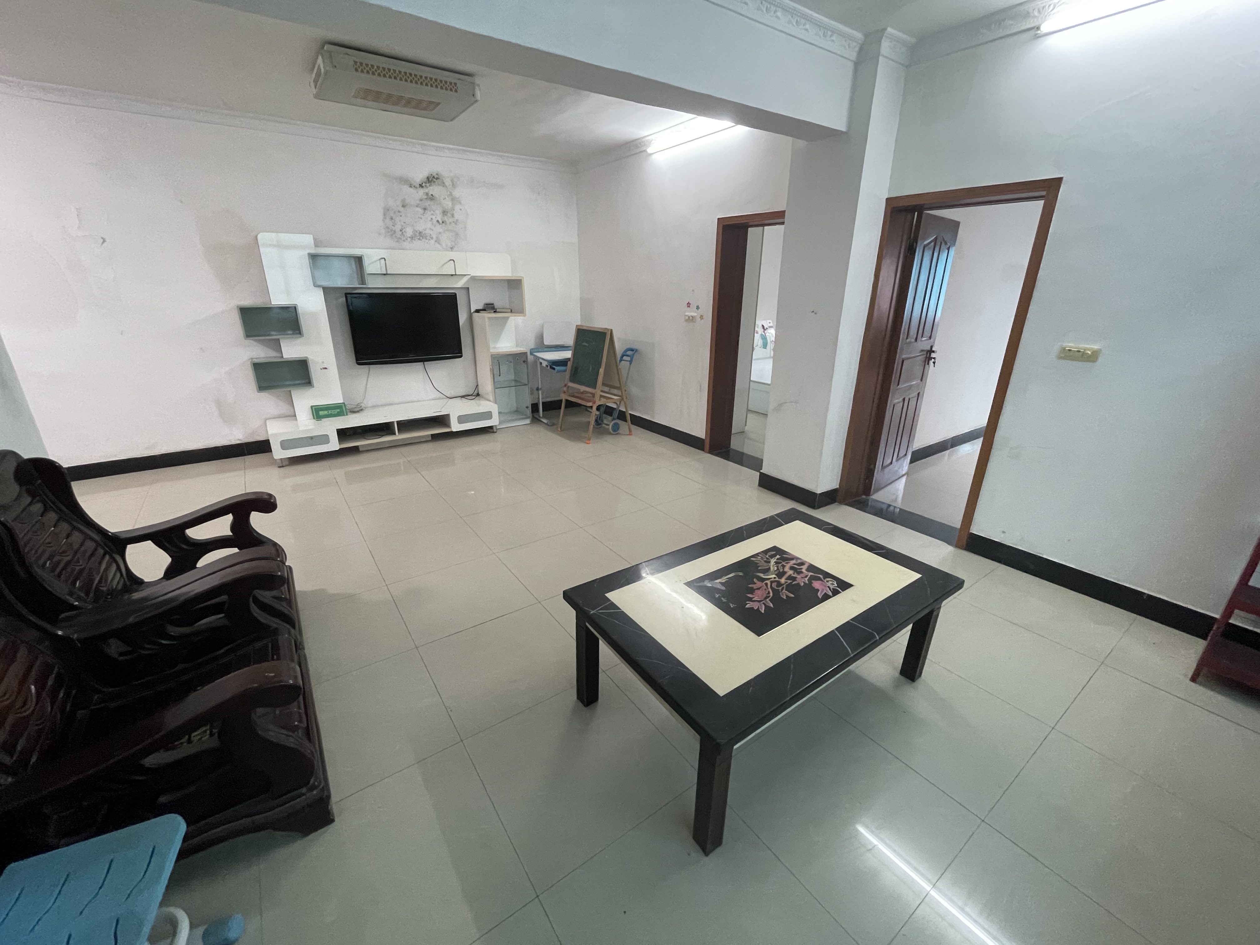 步行街附近好楼层带装修看房方便周边生活便利