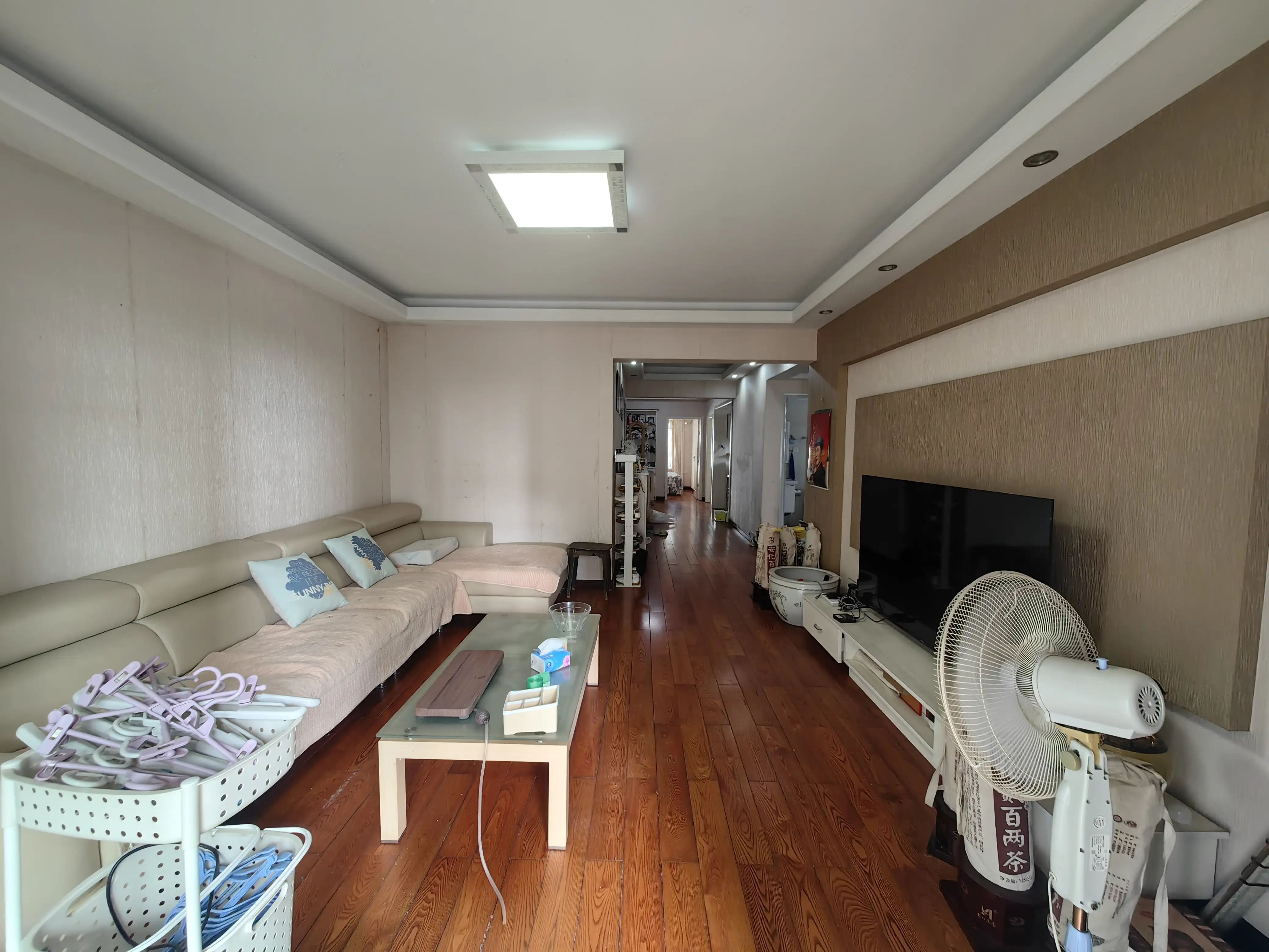 捡漏，鸣宇尚城二期，老三中旁，电梯小高层，好楼层，证满二，