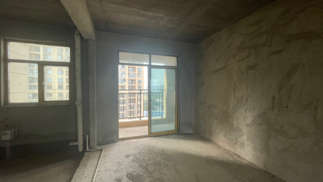 捡漏，亏本出售，沔阳清华园，单价4343，毛坯三房，小高层，证满二