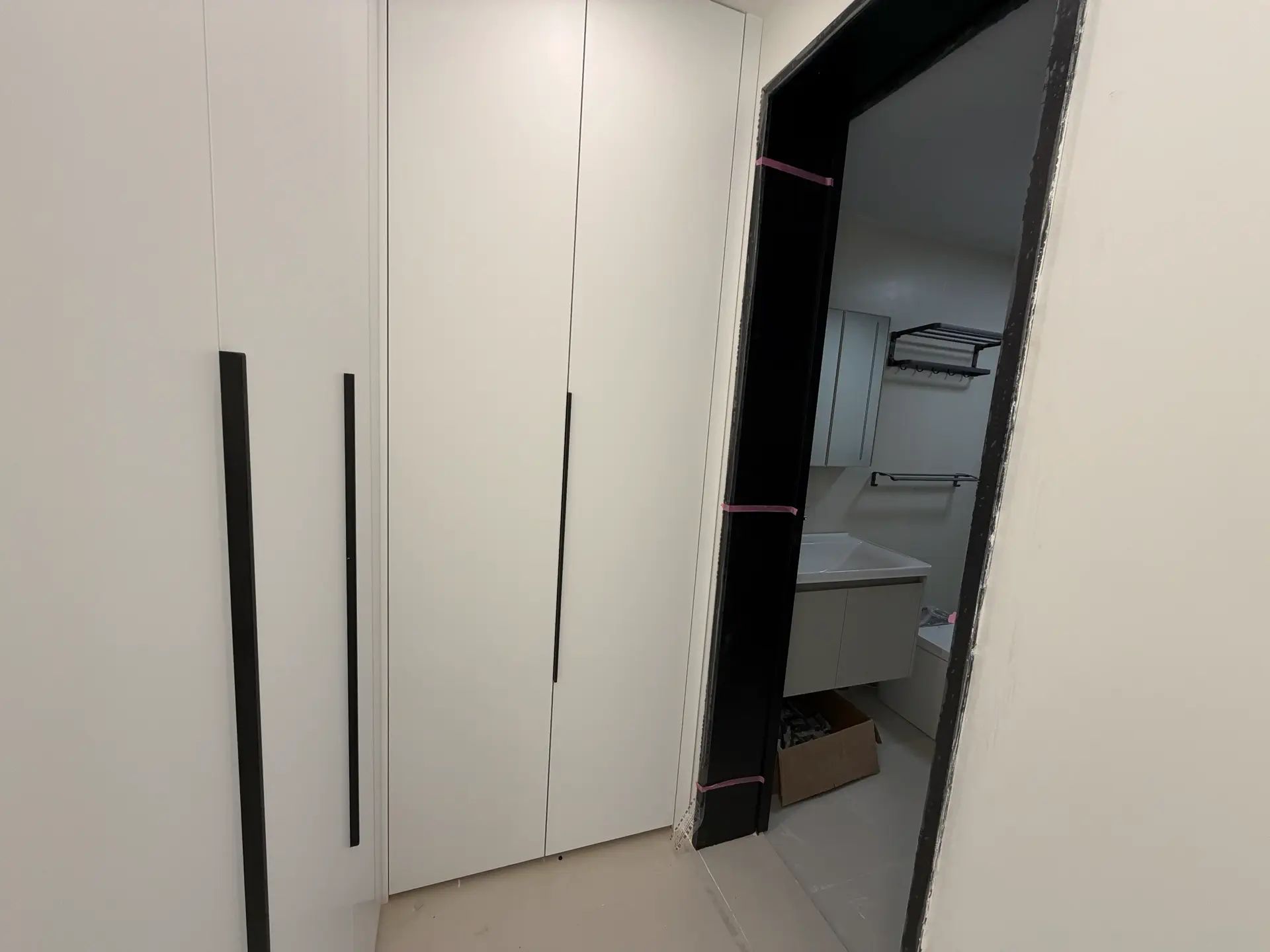 诚心出售，吾悦华府，精装三房，好楼层，一个车位，南北通透