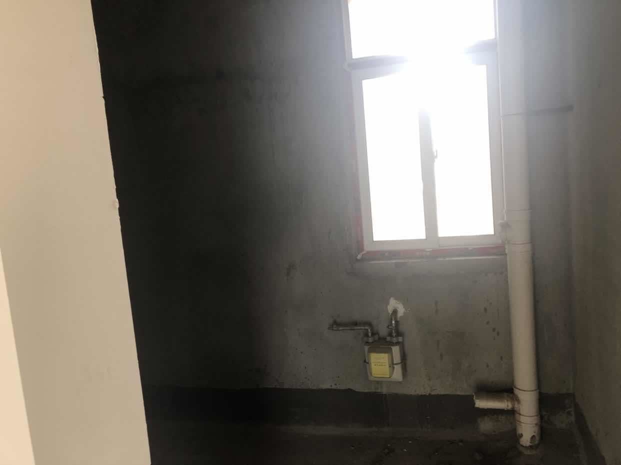 三丰鼎城大两房，南北通透边户，想要小面积南北通透边户的看过来