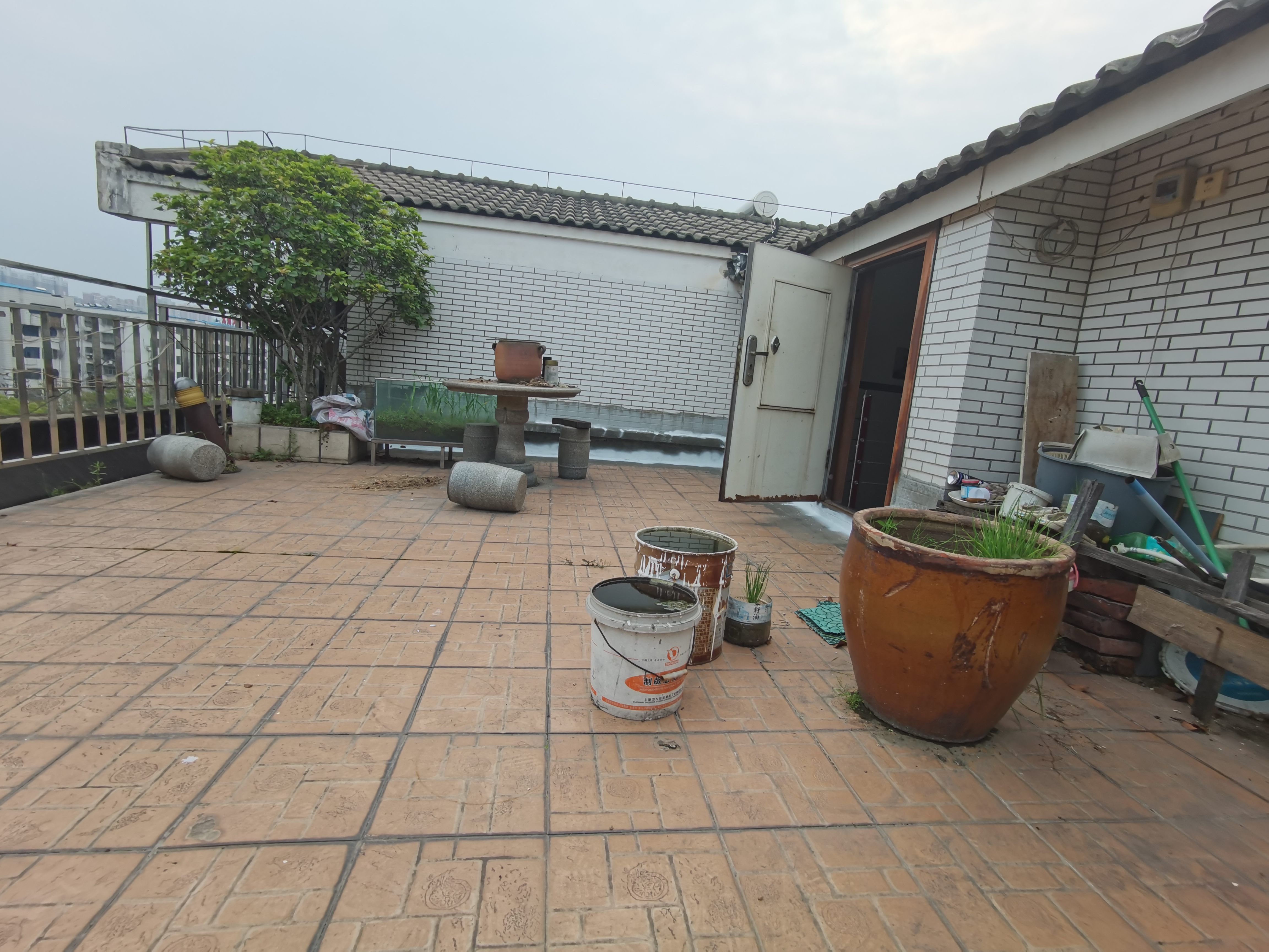 青青家园大复式，自带露台，证件满2，业主诚心卖