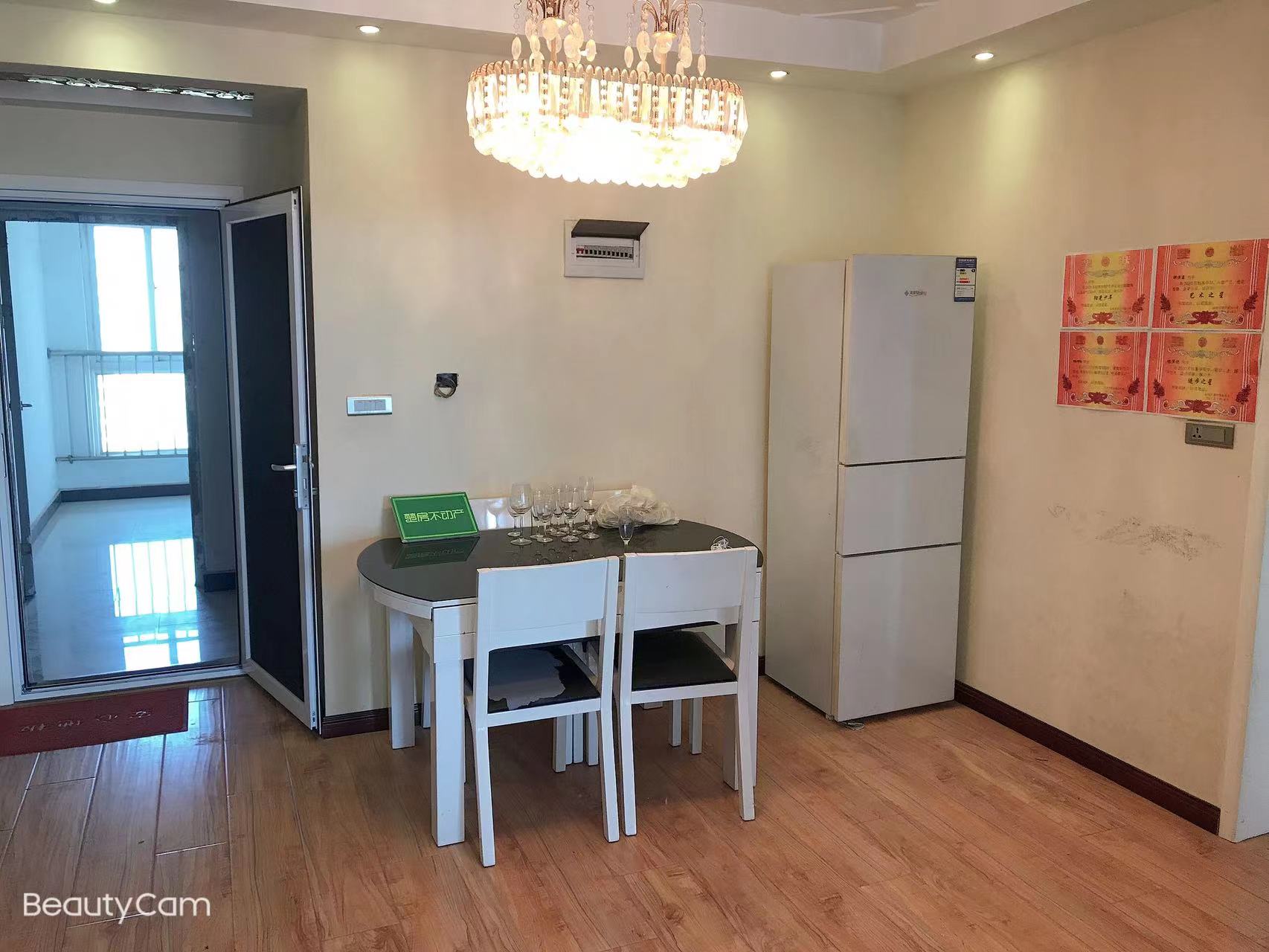 翰林公馆送车位精装三房中间好楼层带车位瞎嚎好