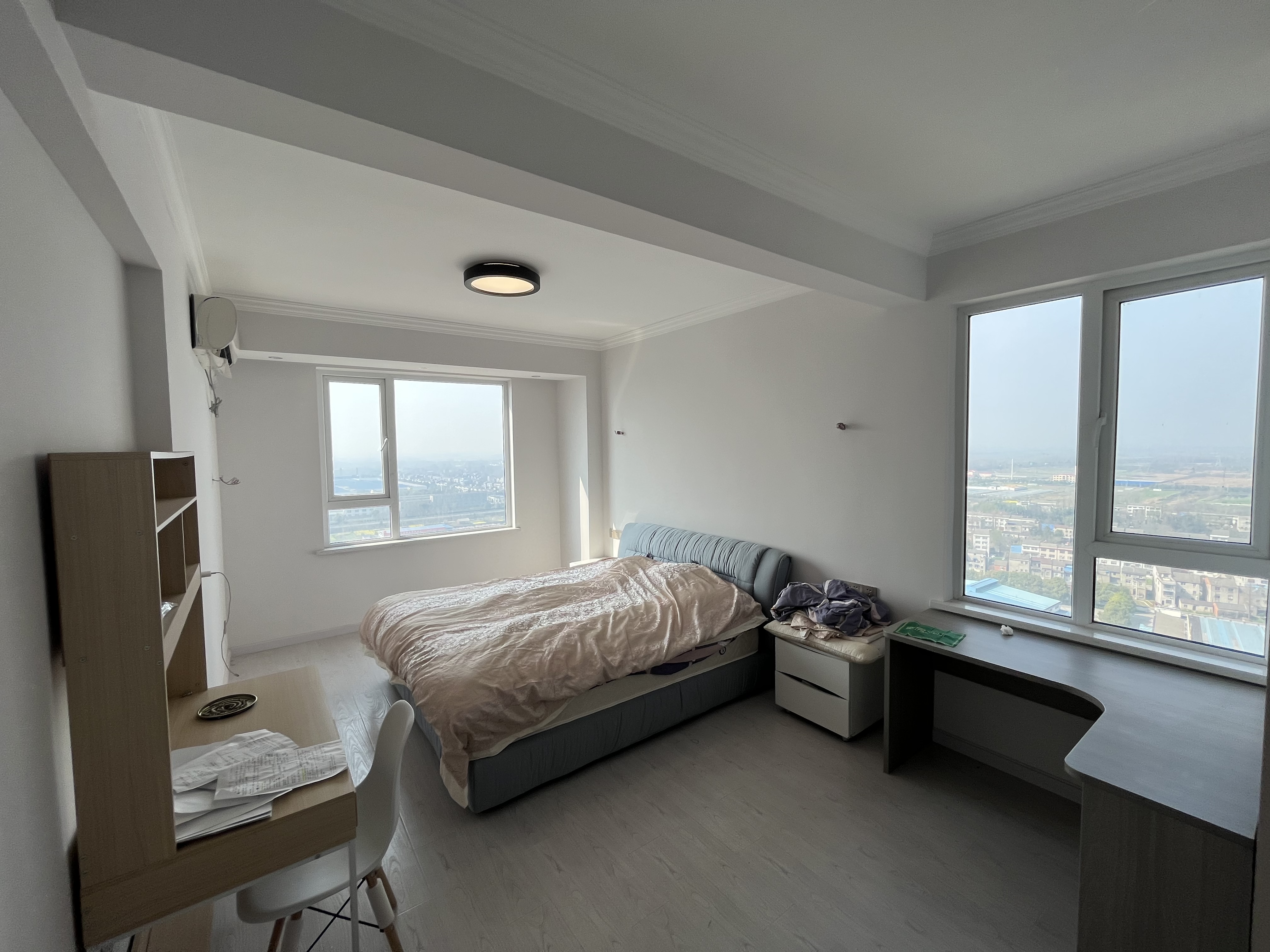 满庭春精装两房中高楼层满二