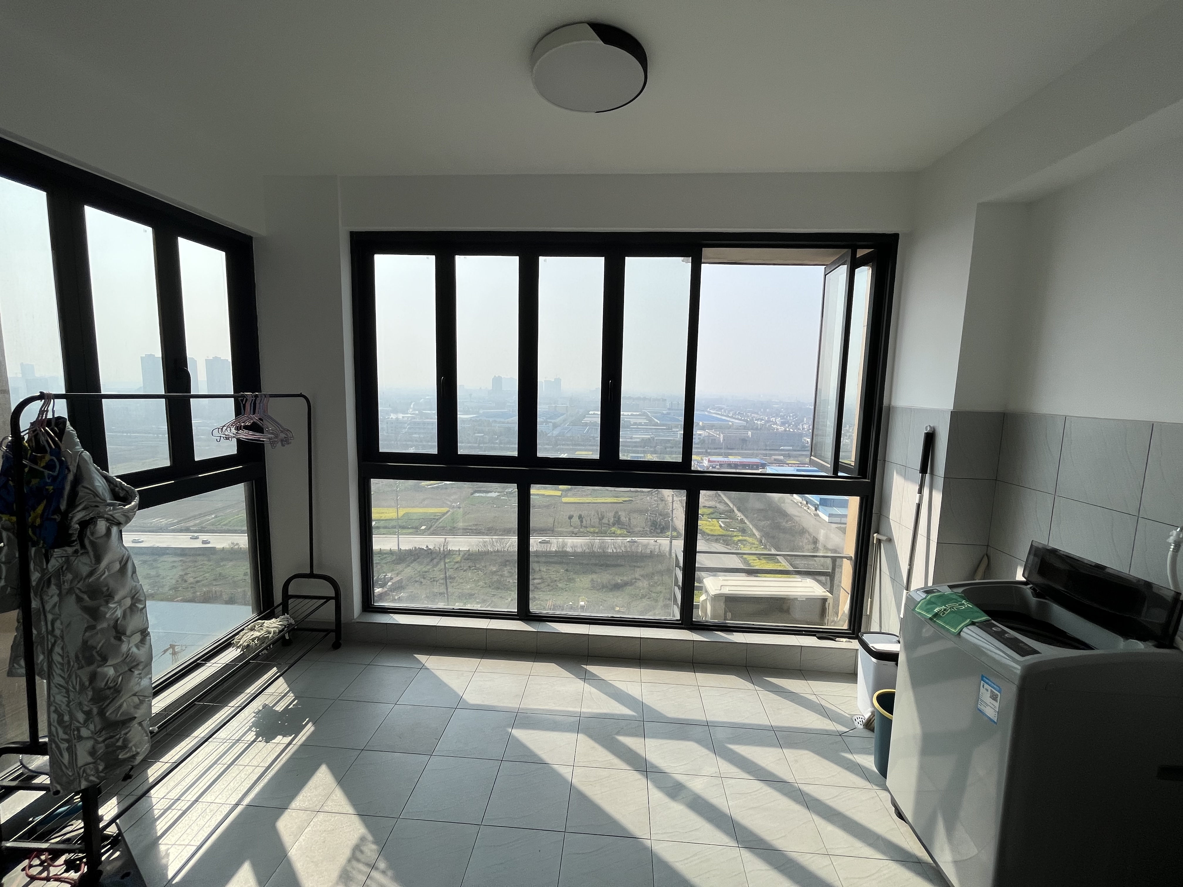 满庭春精装两房中高楼层满二