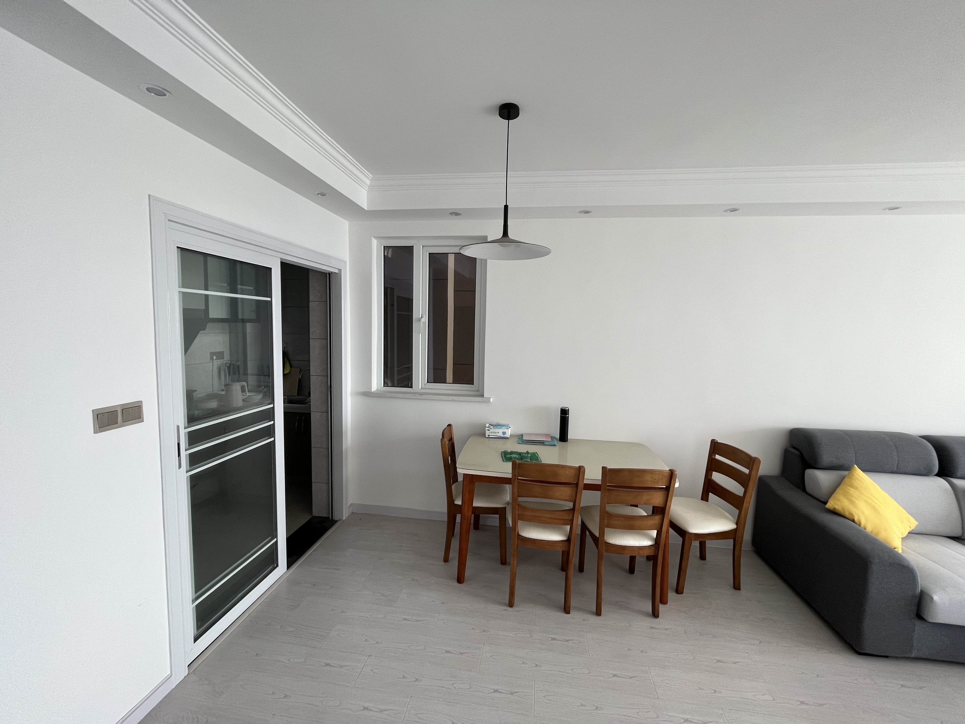 满庭春精装两房中高楼层满二