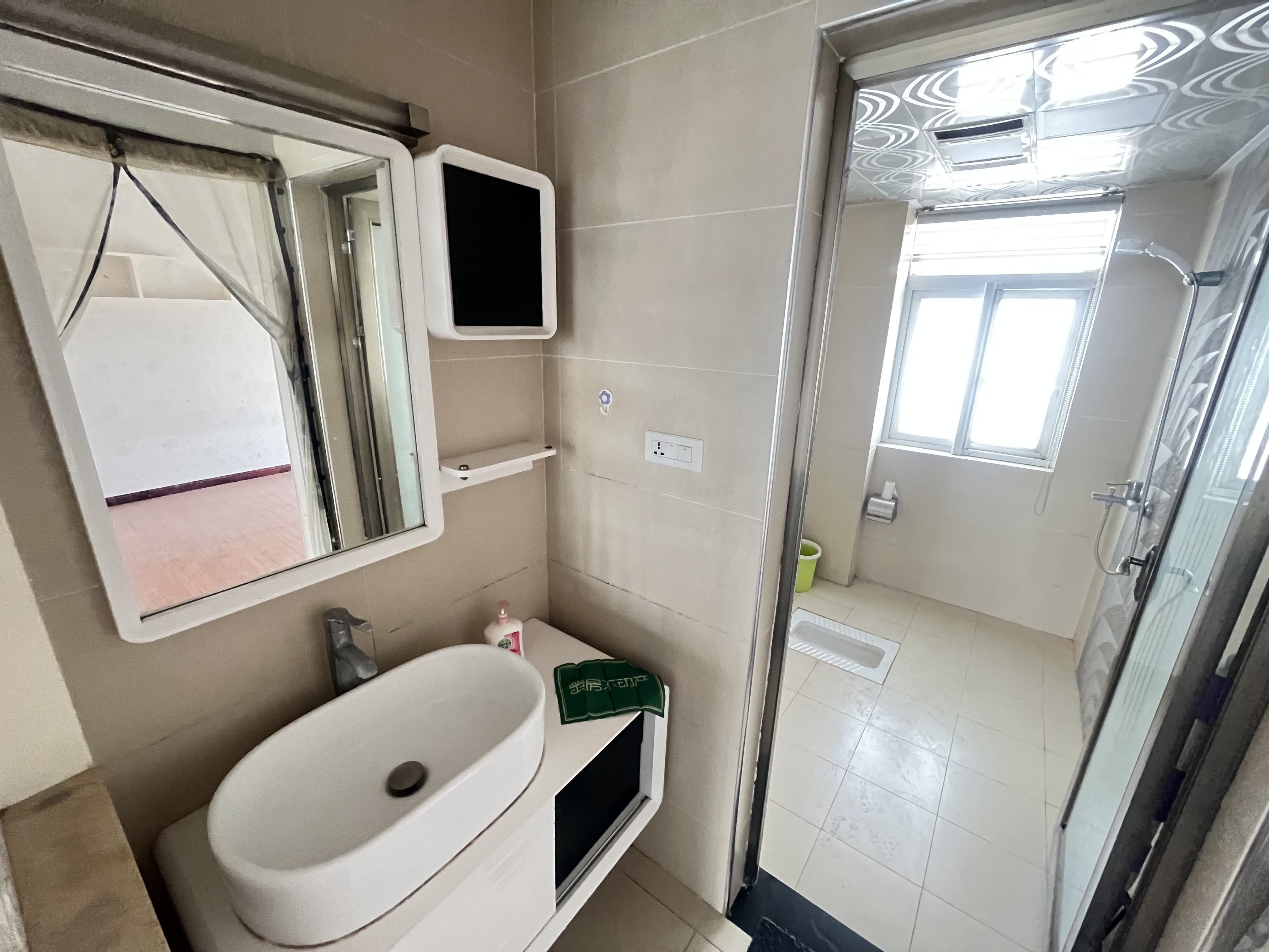 福星城精装三房中间楼层阳台大