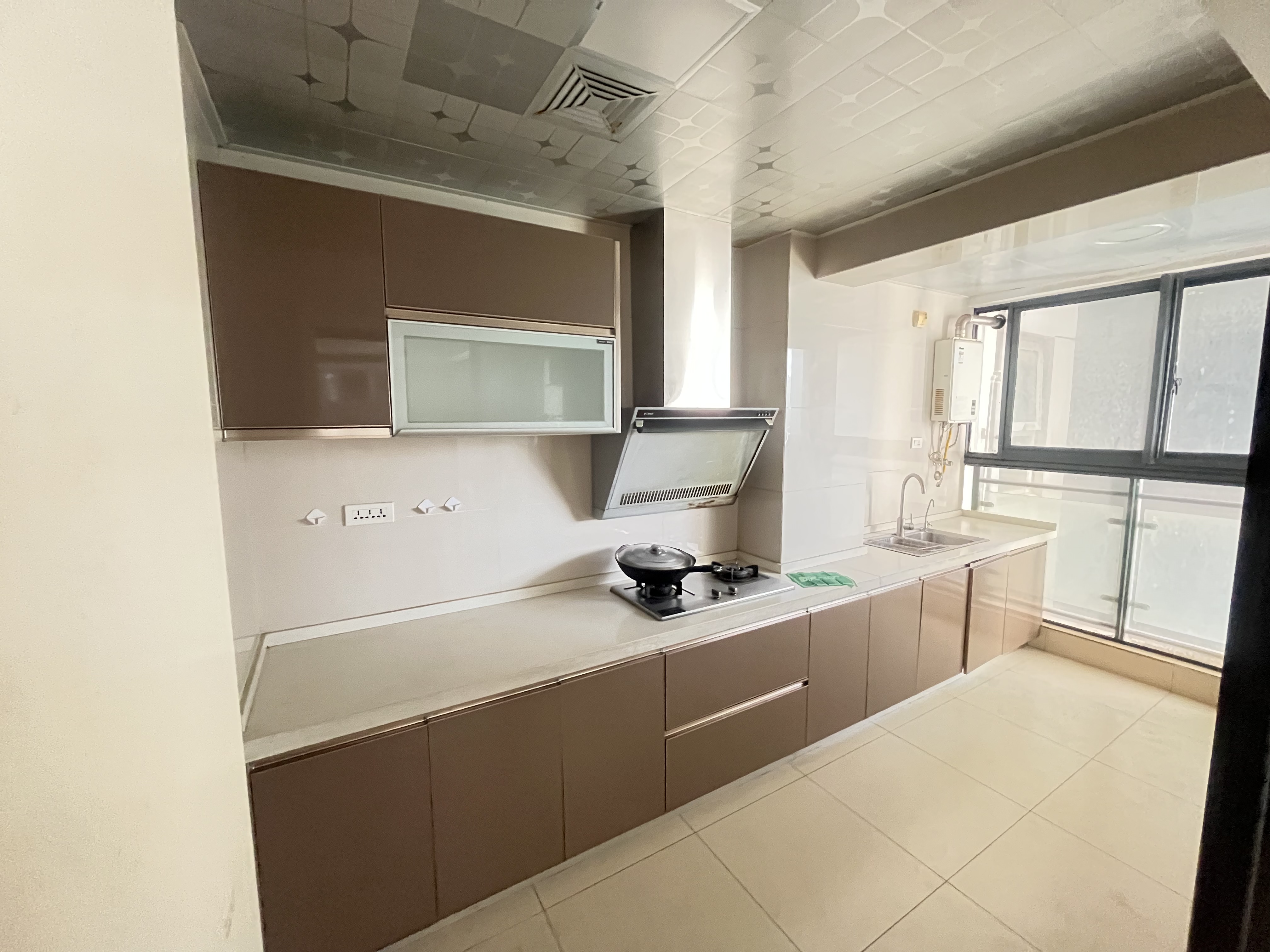 福星城精装三房中间楼层阳台大