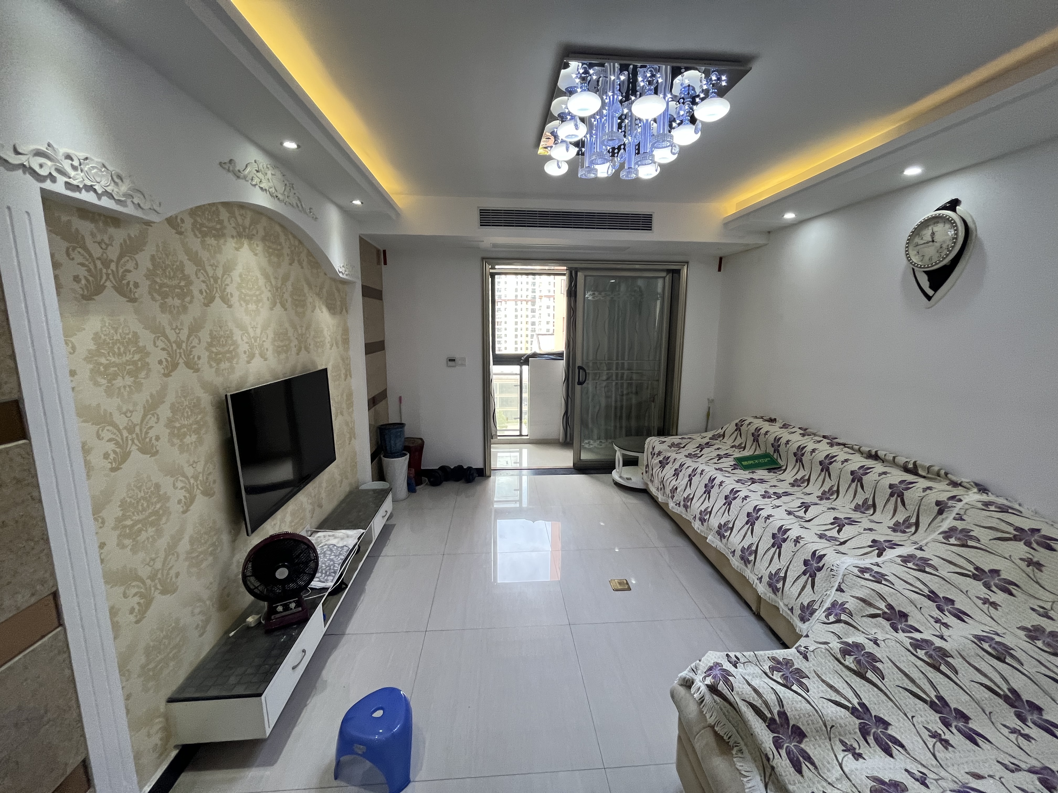 紫金城 精装两 房南北通透 楼层好 证满二房东诚意出售