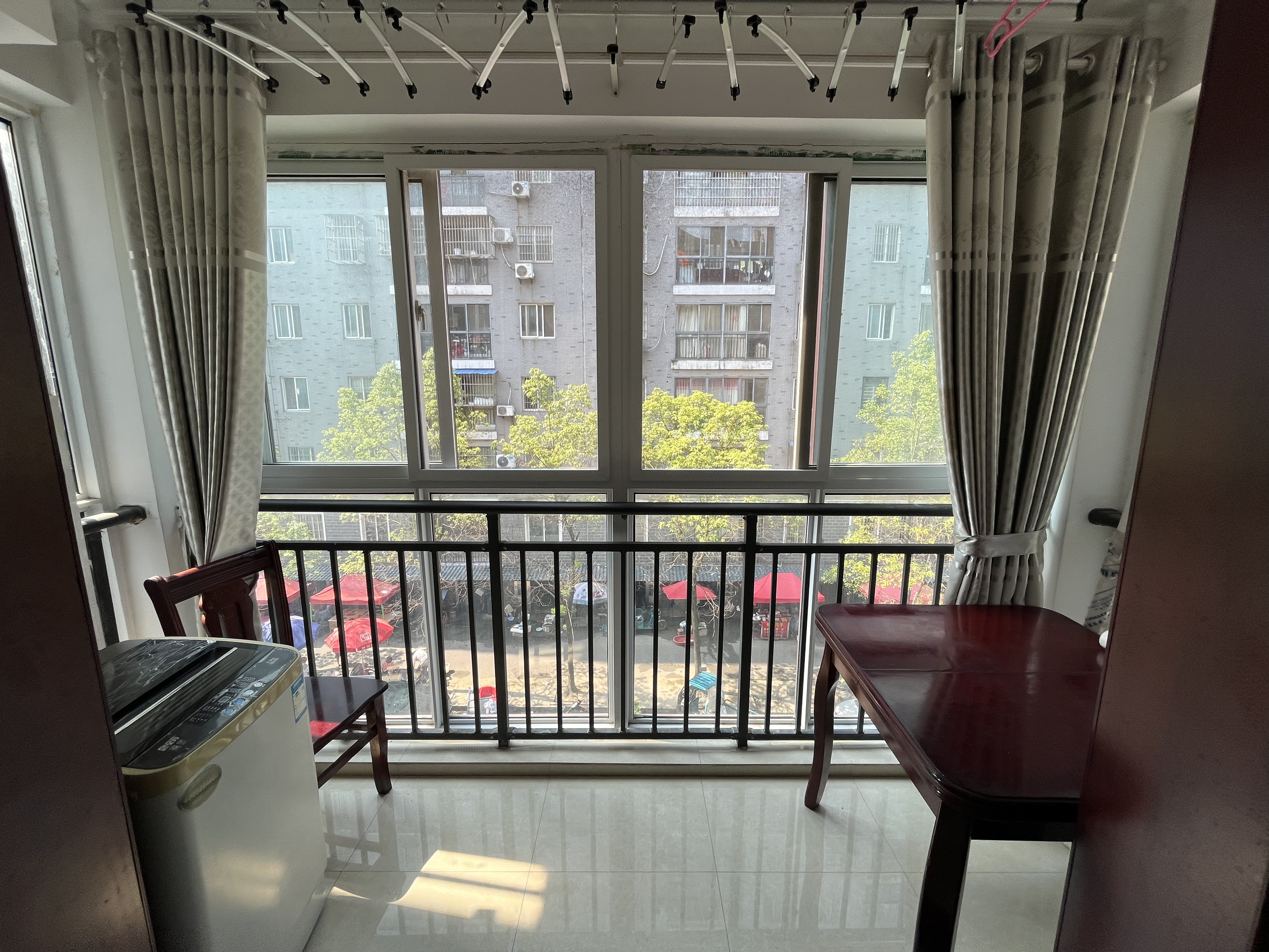 和园公馆精装两房步梯好楼层