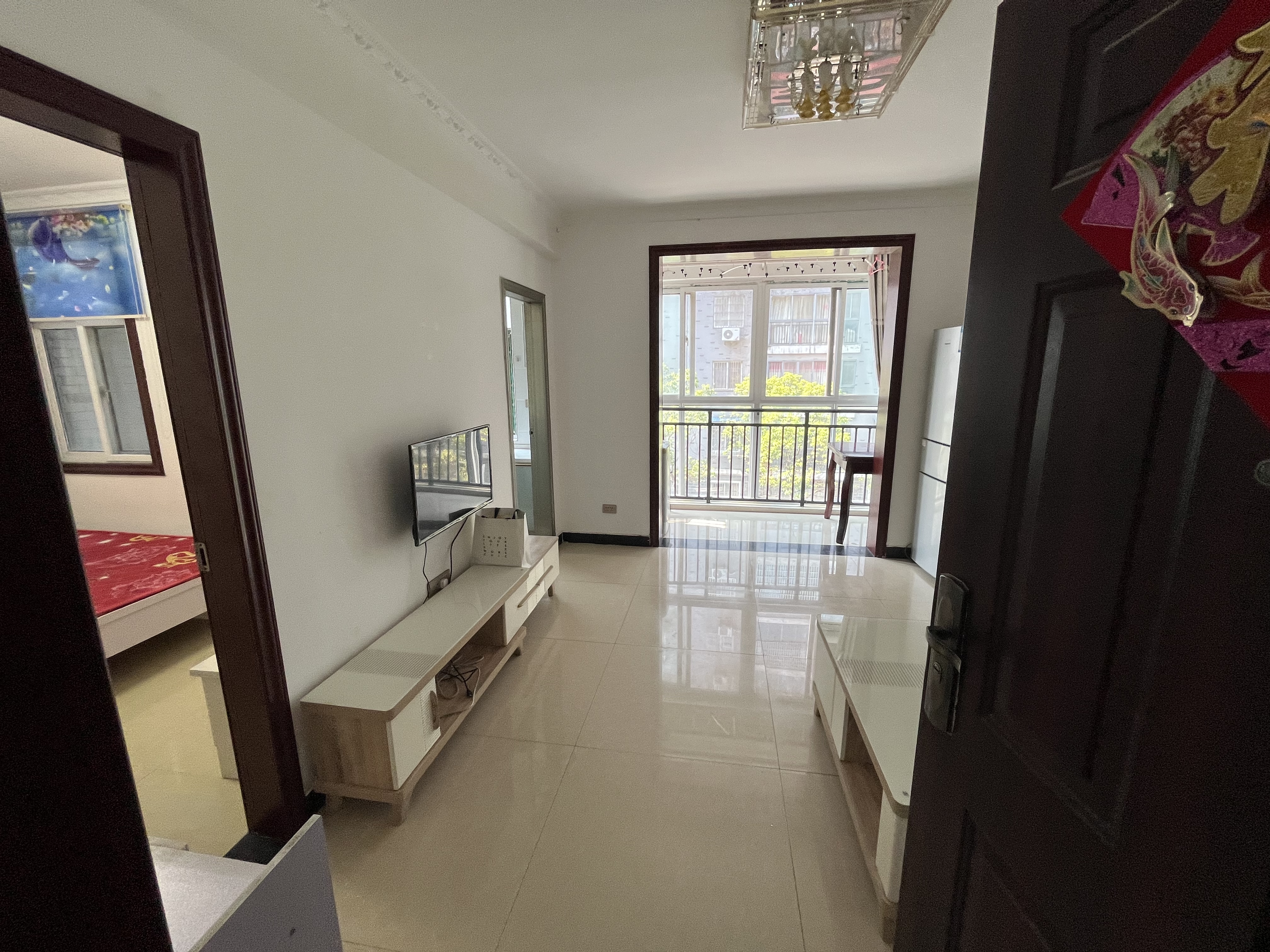 和园公馆精装两房步梯好楼层