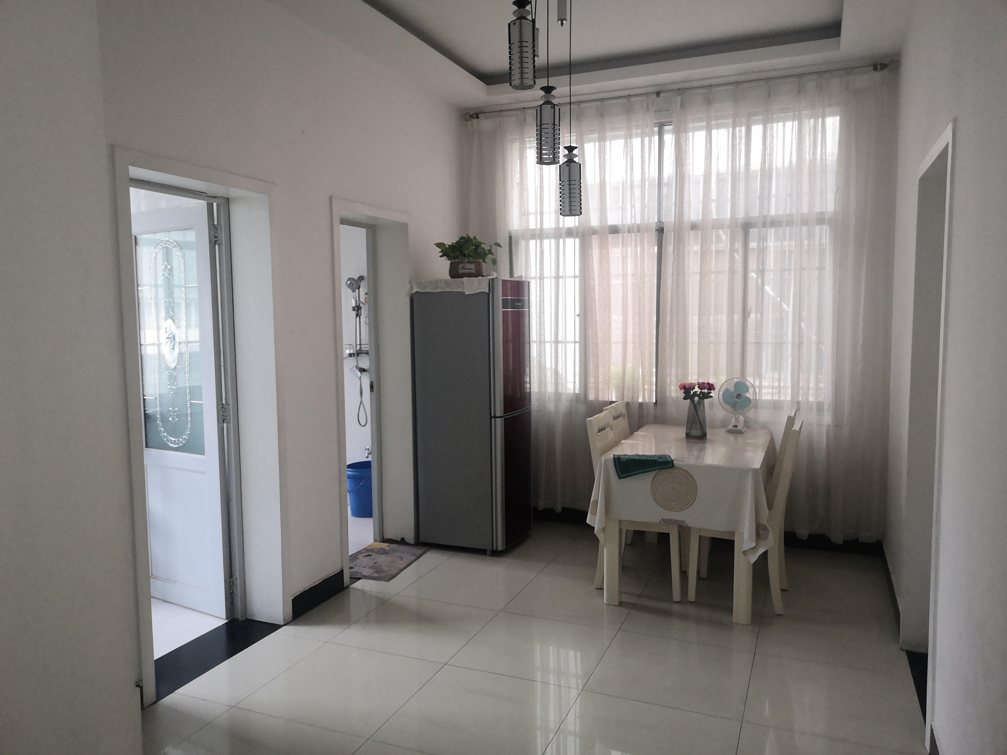 城西天轮小区大三房光线充足户型大气侠好大的阳台