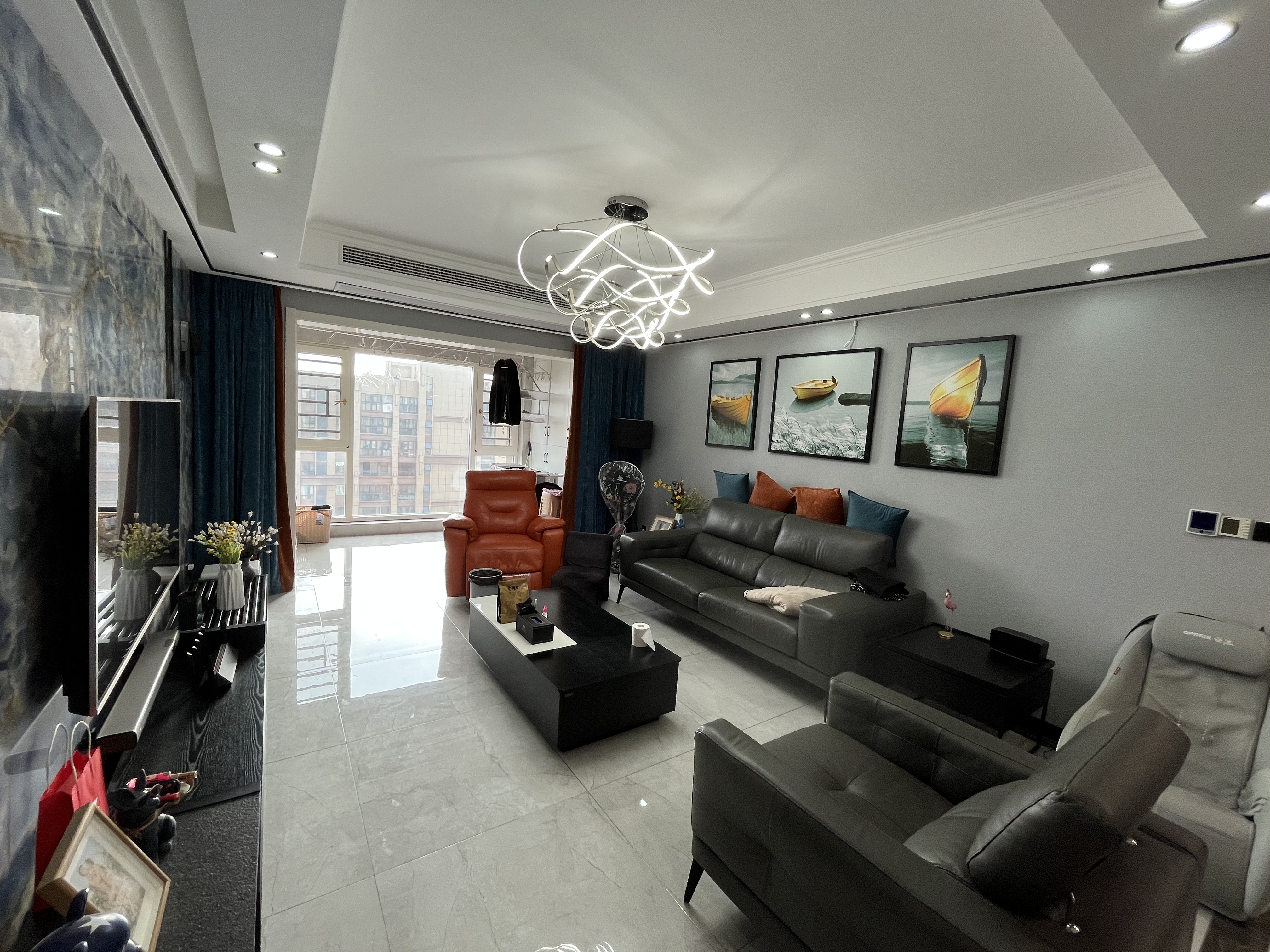 元泰未来城全新装修带车位基本没怎么住的房子南北通透湖景房