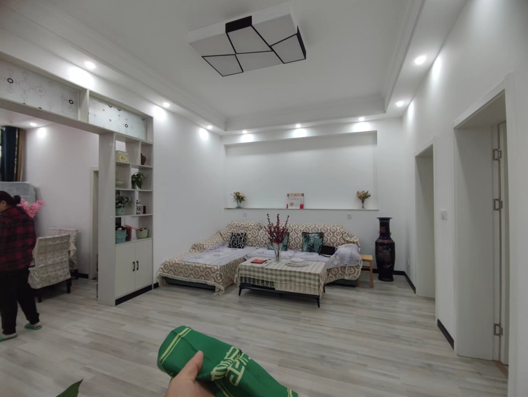 东方名苑全新装修三房步梯好楼层看房方便