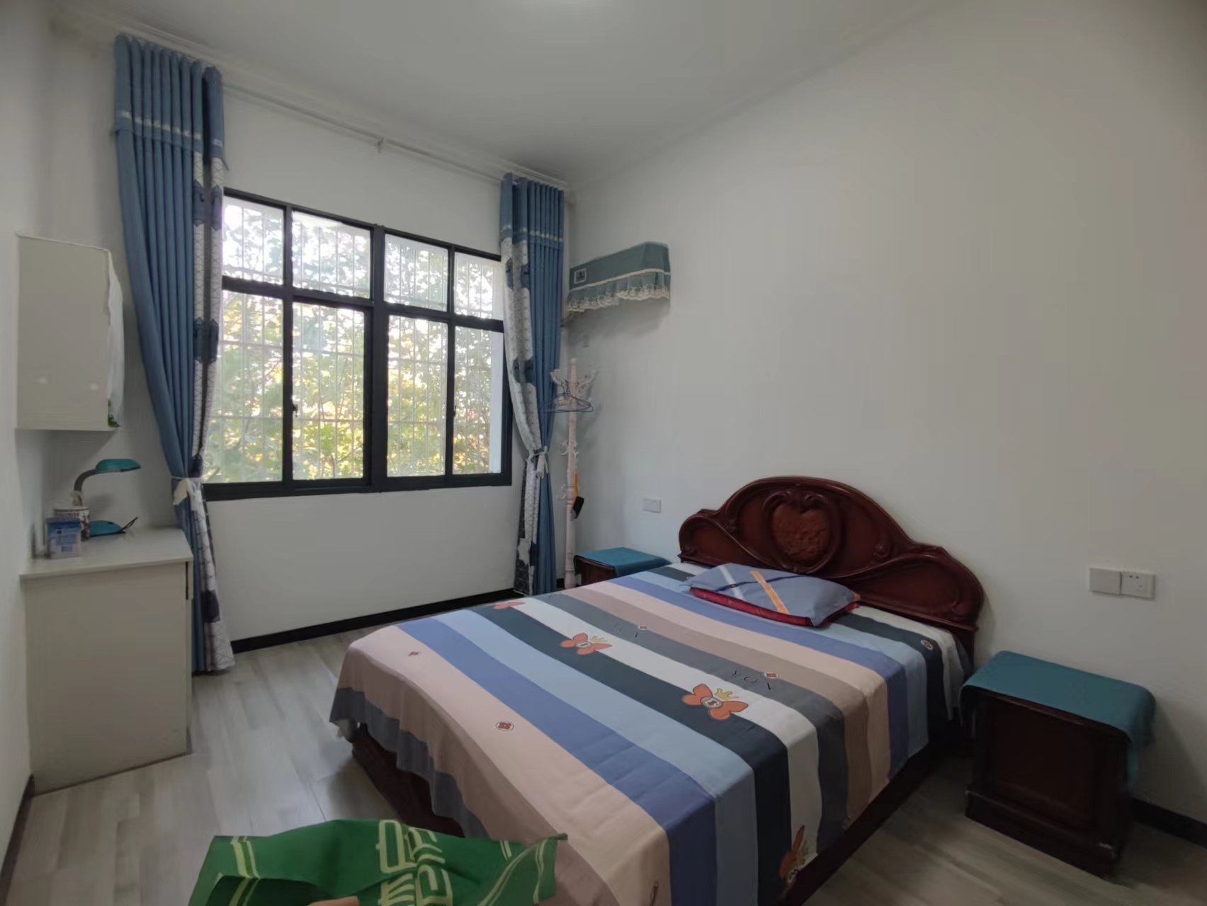 东方名苑全新装修三房步梯好楼层看房方便