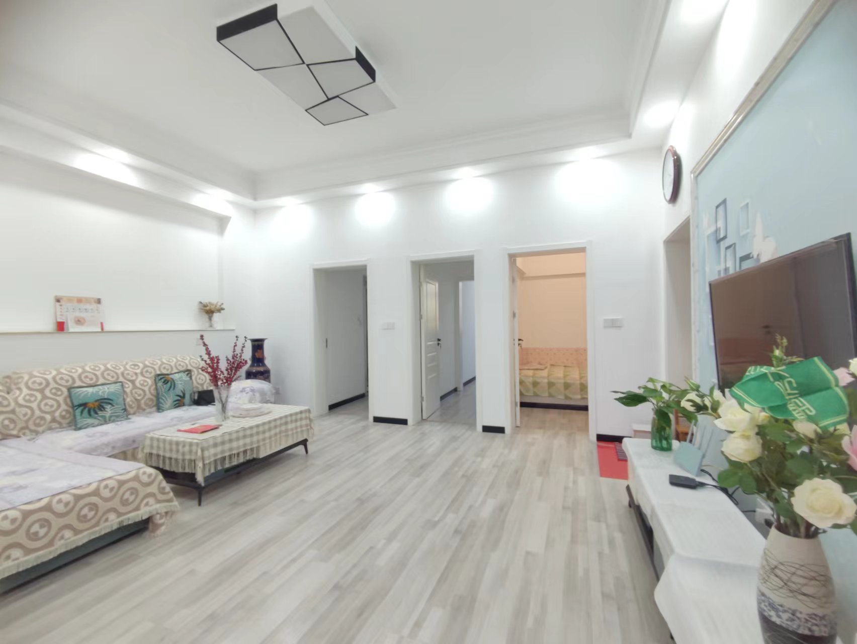 东方名苑全新装修三房步梯好楼层看房方便