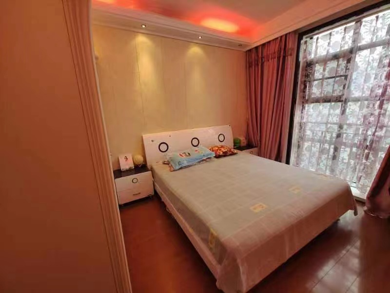 鸣宇尚城精装大两房证满二地段好电梯中间楼层