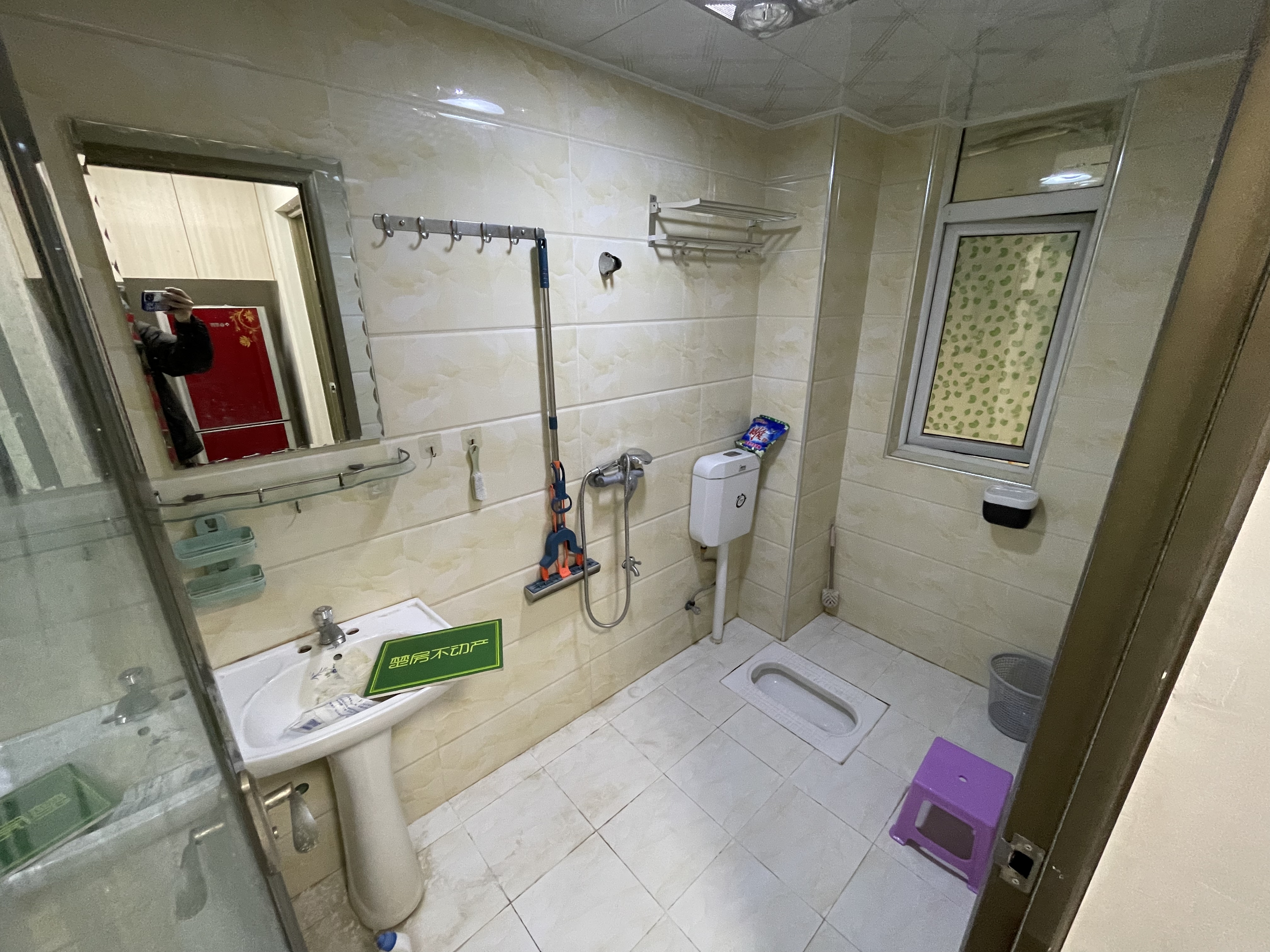 新壹仲正对面，翰林公馆，精装三房，户型方正，房东急售