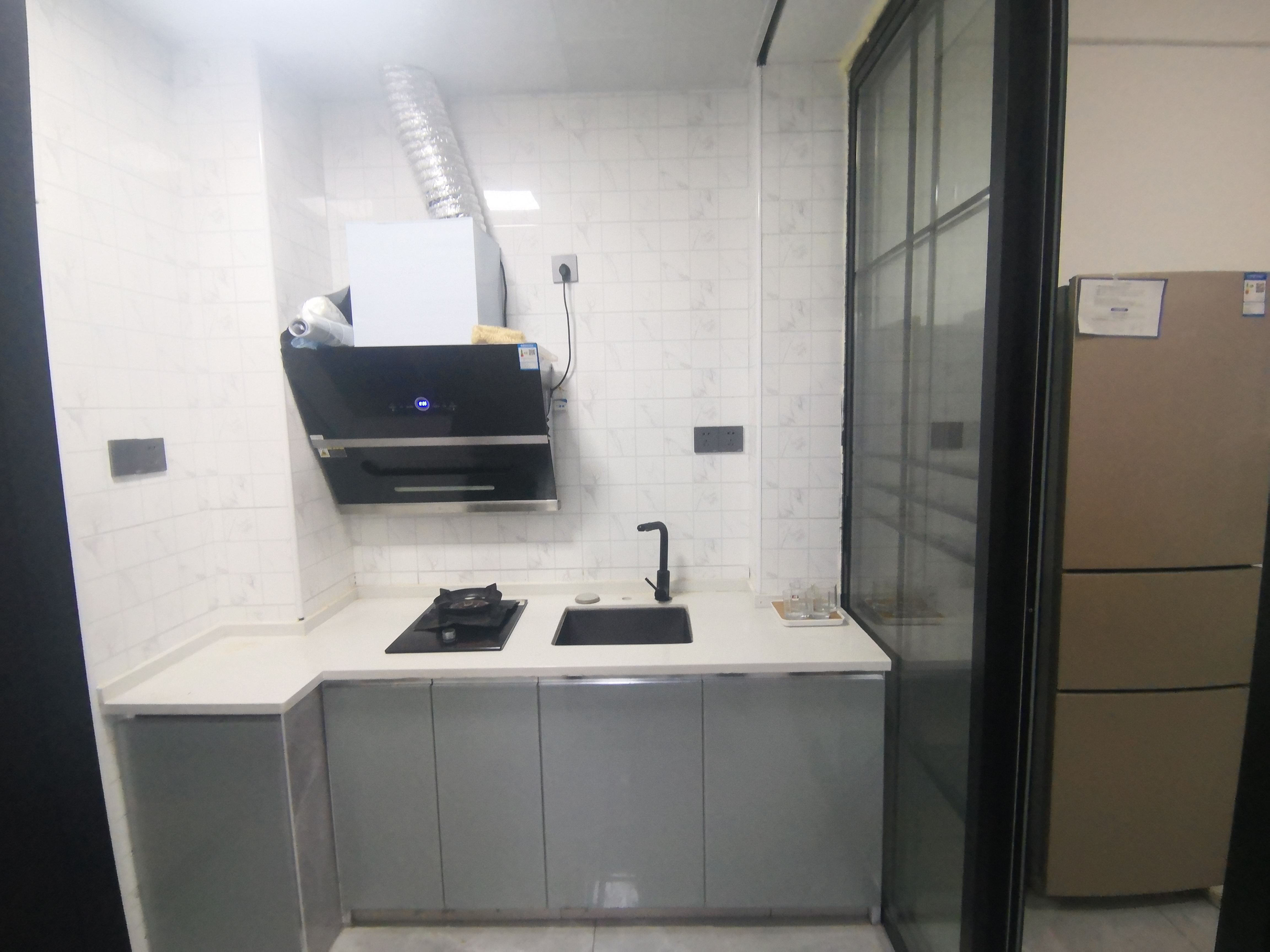 中和公寓42平精装带电梯新农贸